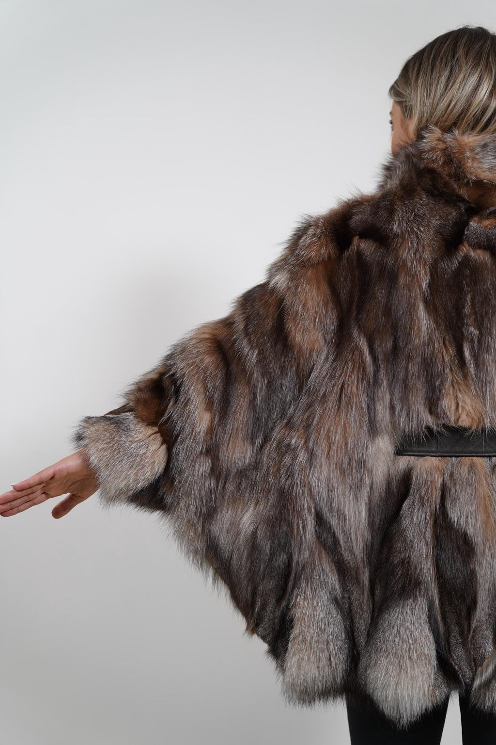 Luxury Crystal Fox Fur Cape: Real Fur Jacket Poncho with Belt