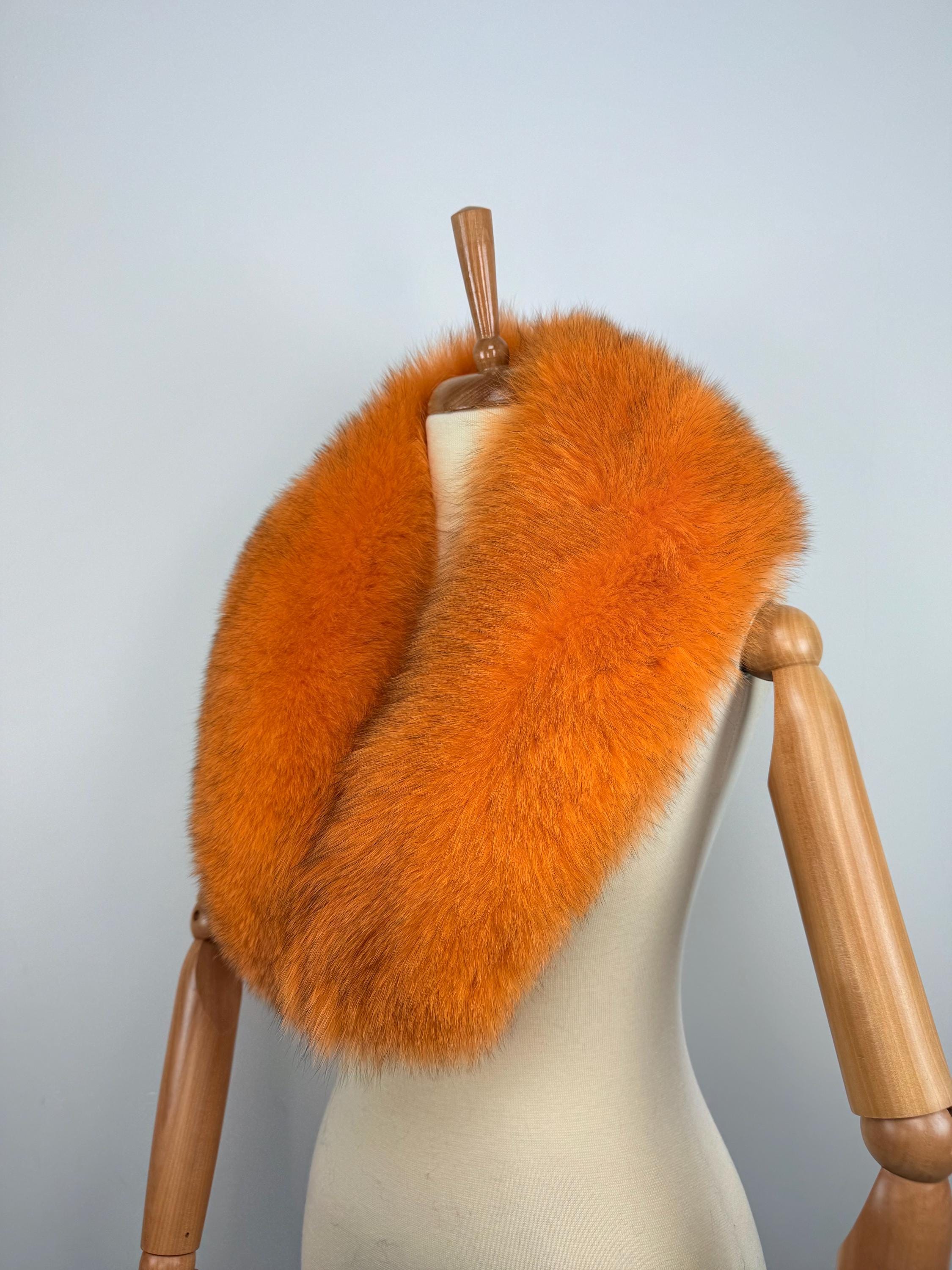 Luxury Fiery Orange Fox Fur Collar: Genuine Vibrant-Orange Fur Stole