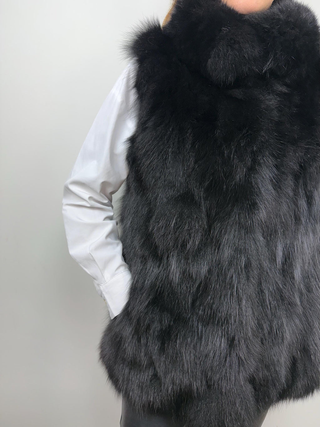 Elegant Black Fox Fur Vest: Genuine Fur Jacket