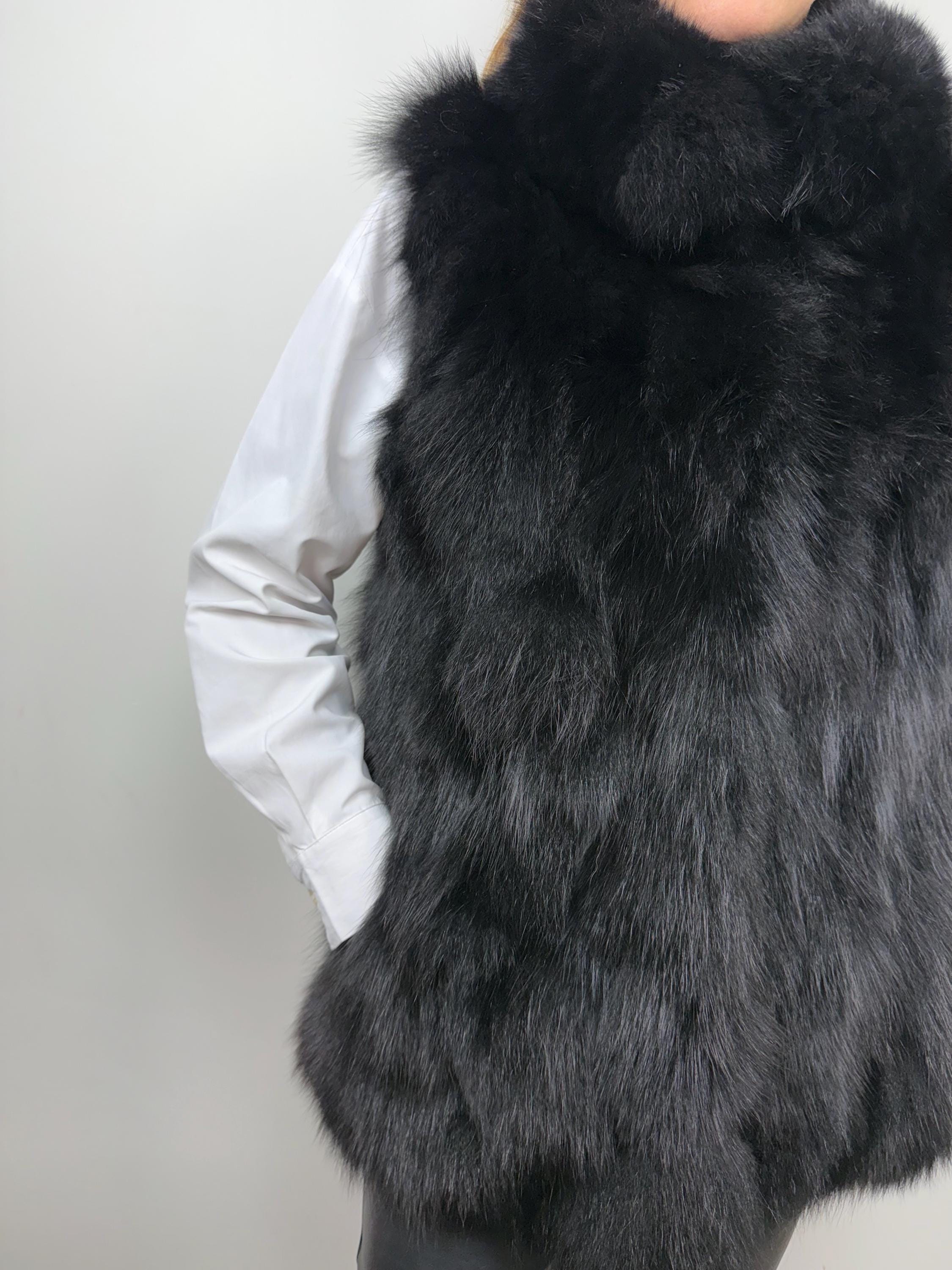 Elegant Black Fox Fur Vest: Genuine Fur Jacket