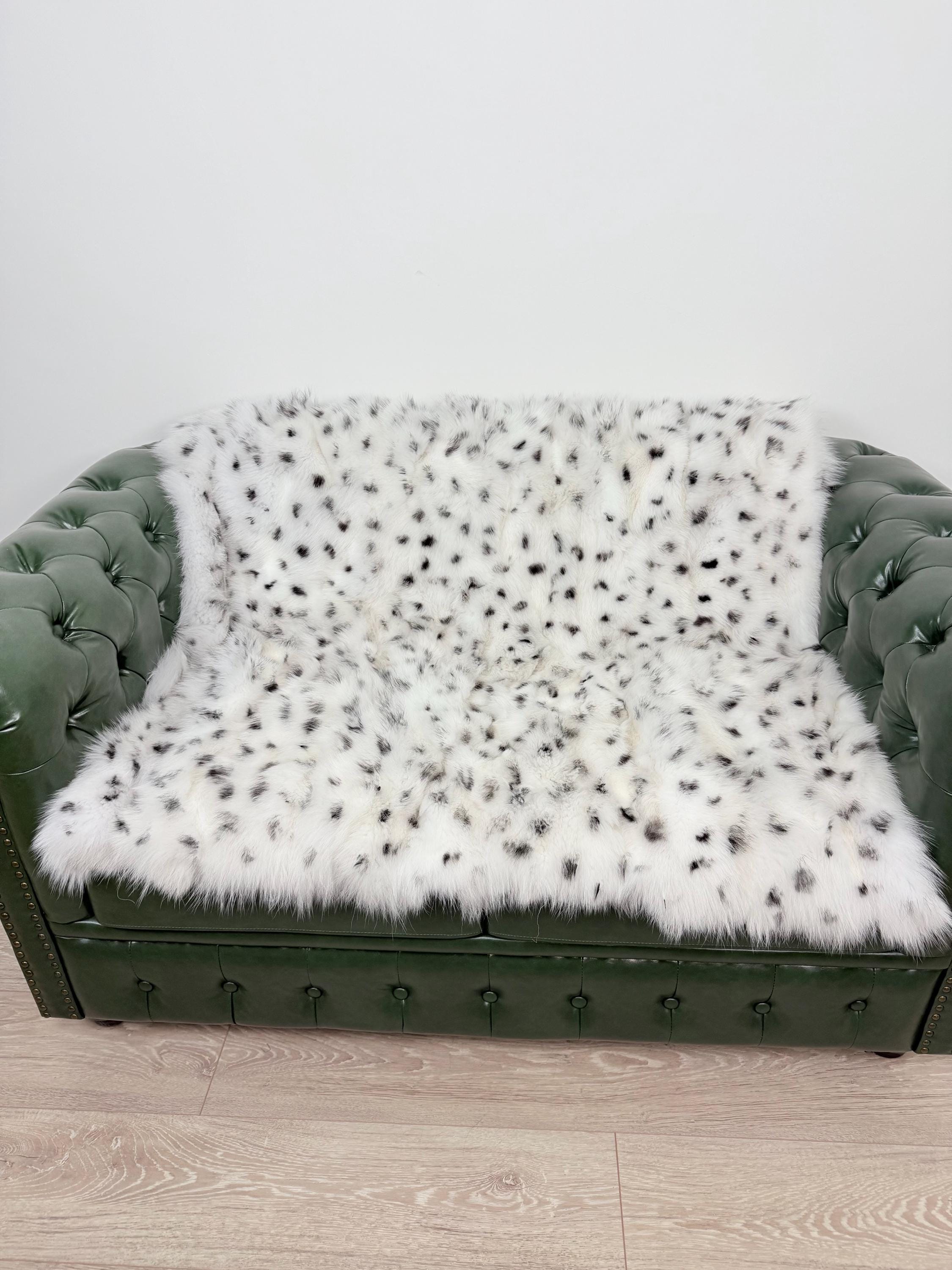 Luxury White Spotted Fox Fur Throw: Handmade Real Fur Blanket