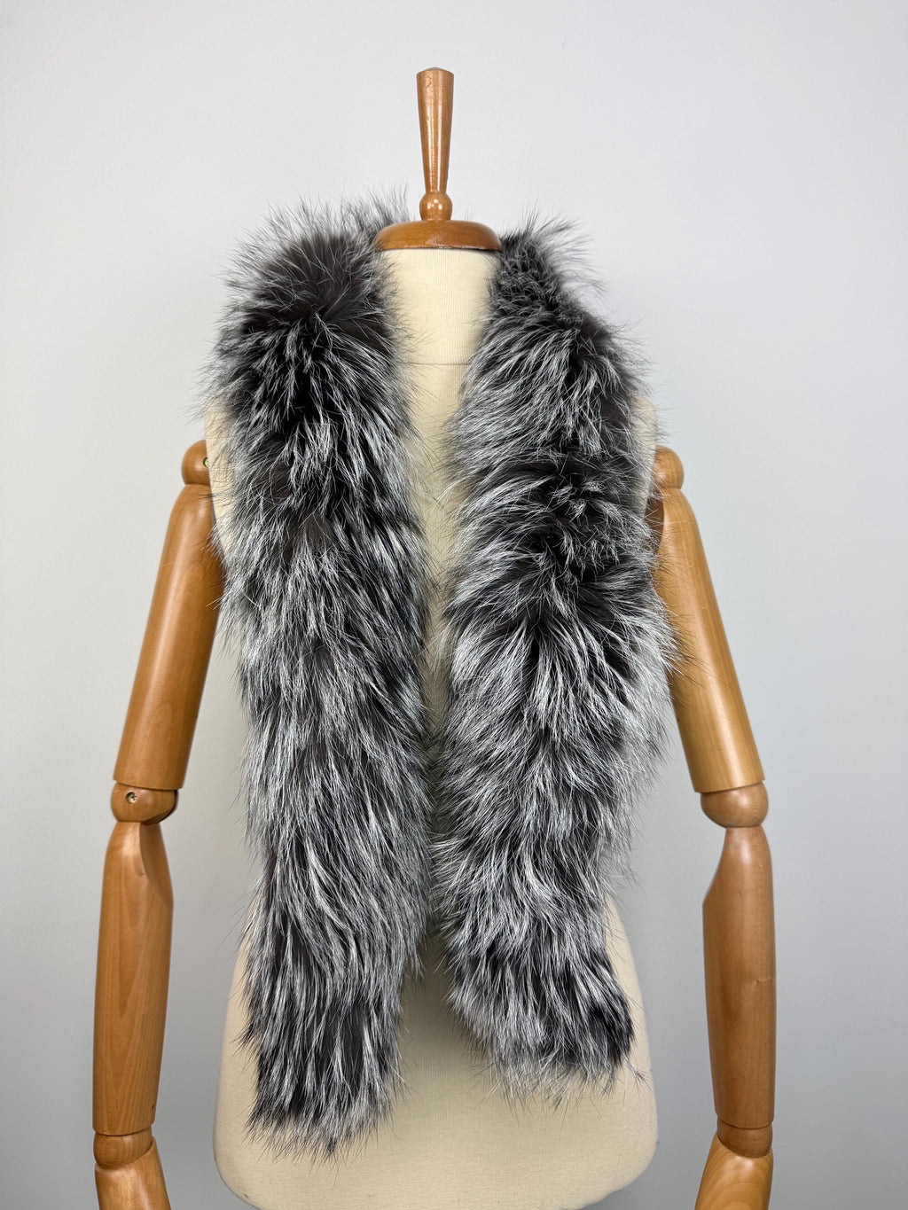 Luxury Silver Fox Fur Scarf: Genuine Warm Fur