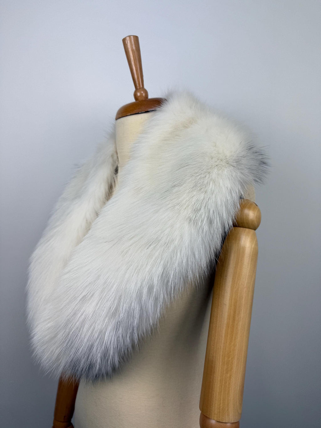 Luxury White Fox Fur Collar – Real Fur, Handmade in Greece, Elegant Neck Accessory
