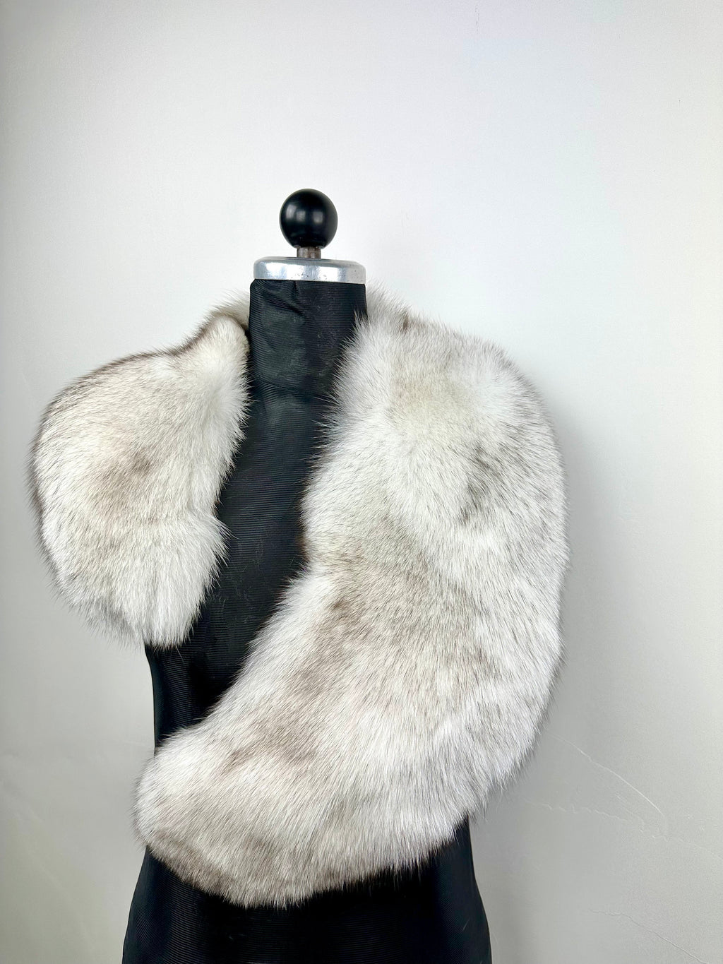 Luxury Natural Blue Fox Fur Collar – Real Fur, Handmade in Greece, Elegant Neck Accessory