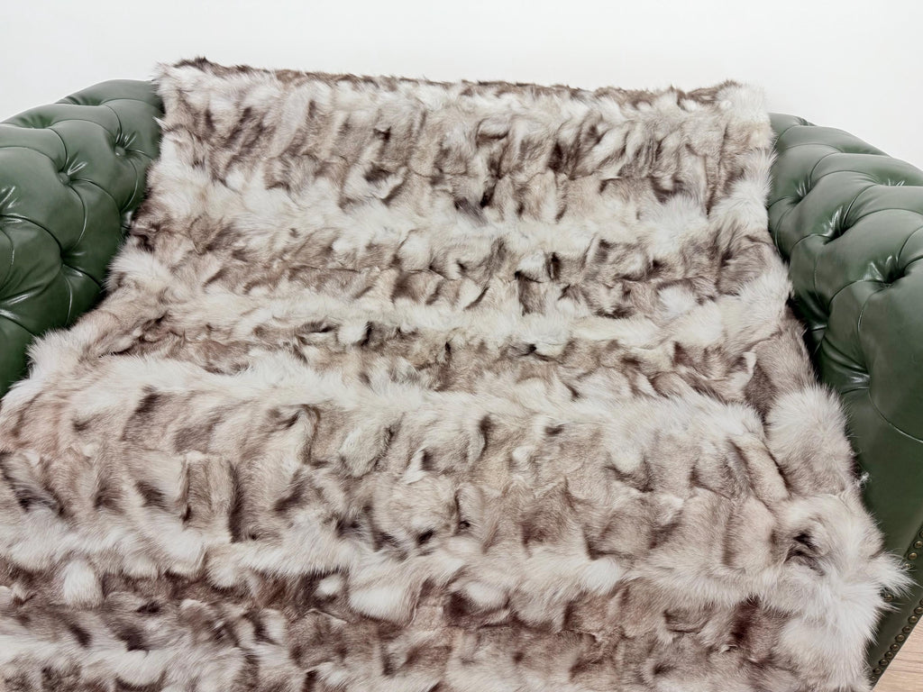 Luxury Frost Fox Fur Blanket: Handmade Fur Throw, Elegant Home Decor