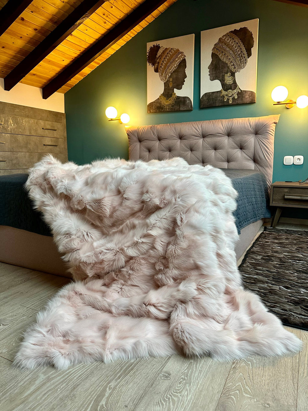 Luxury Baby Pink Fox Fur Throw: Handmade Real Fur Blanket