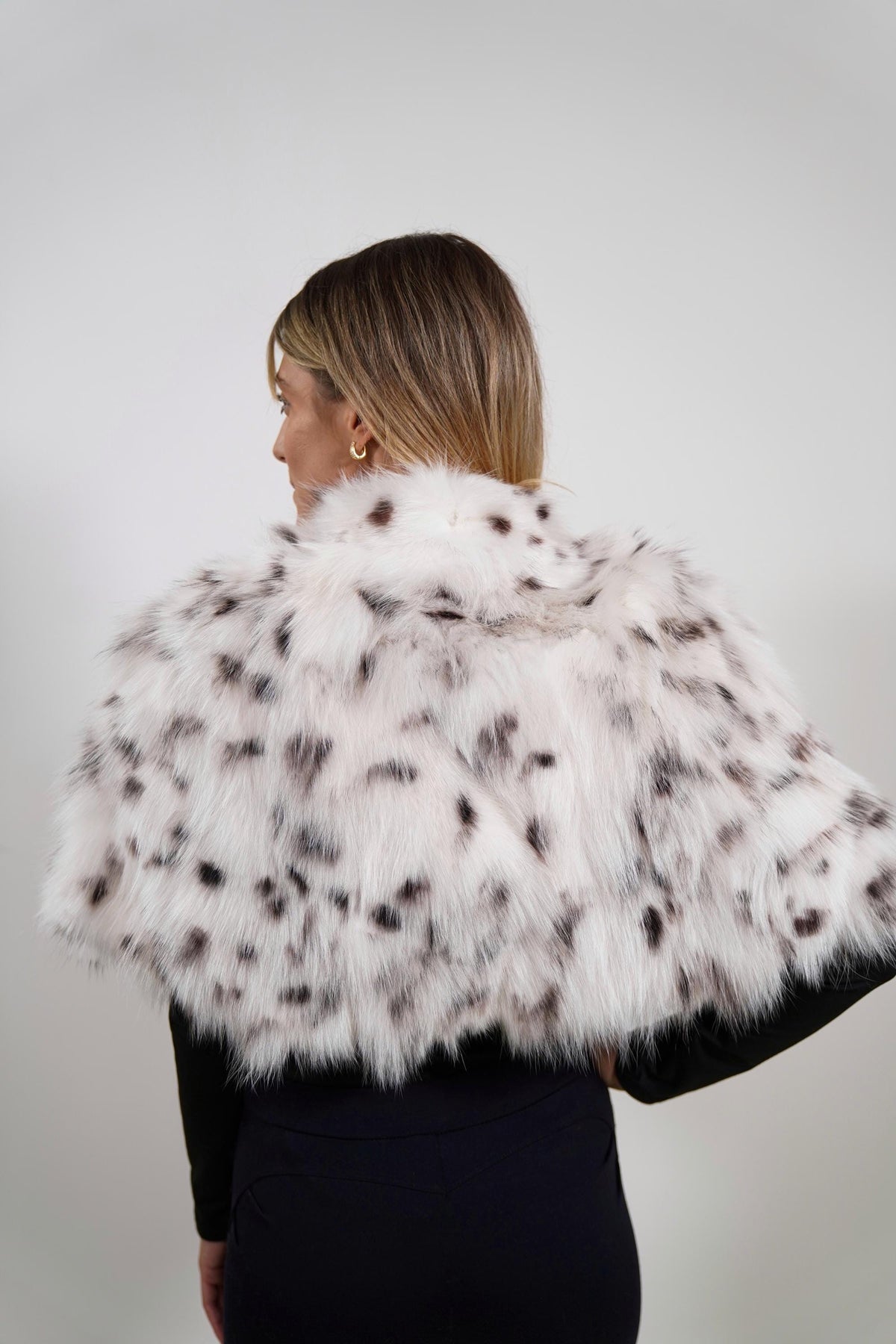Luxury White Polkadot Fox Fur Colalr: Real Fur Shawl, Elegant Bridal Capelet