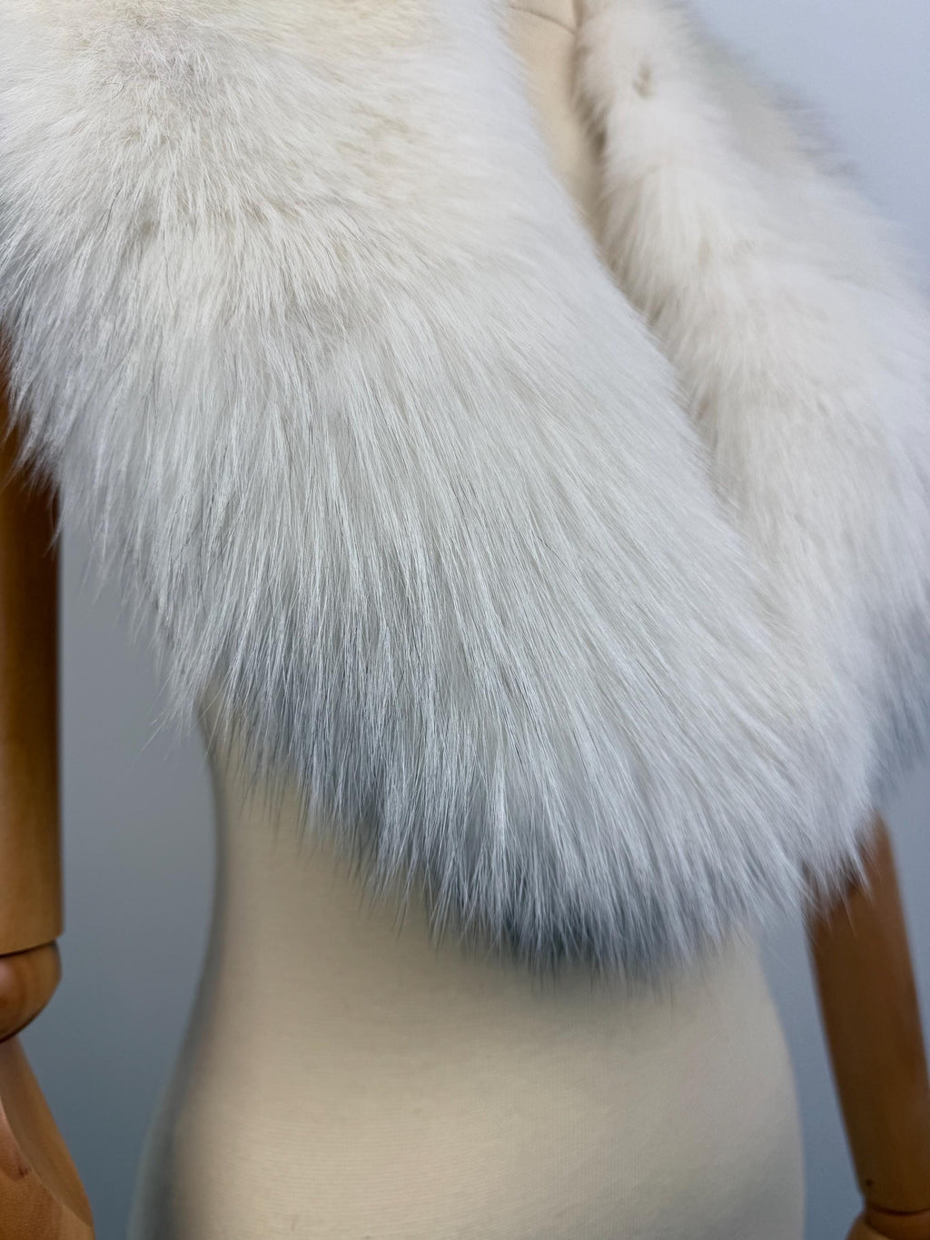 Luxury White Fox Fur Collar – Real Fur, Handmade in Greece, Elegant Neck Accessory