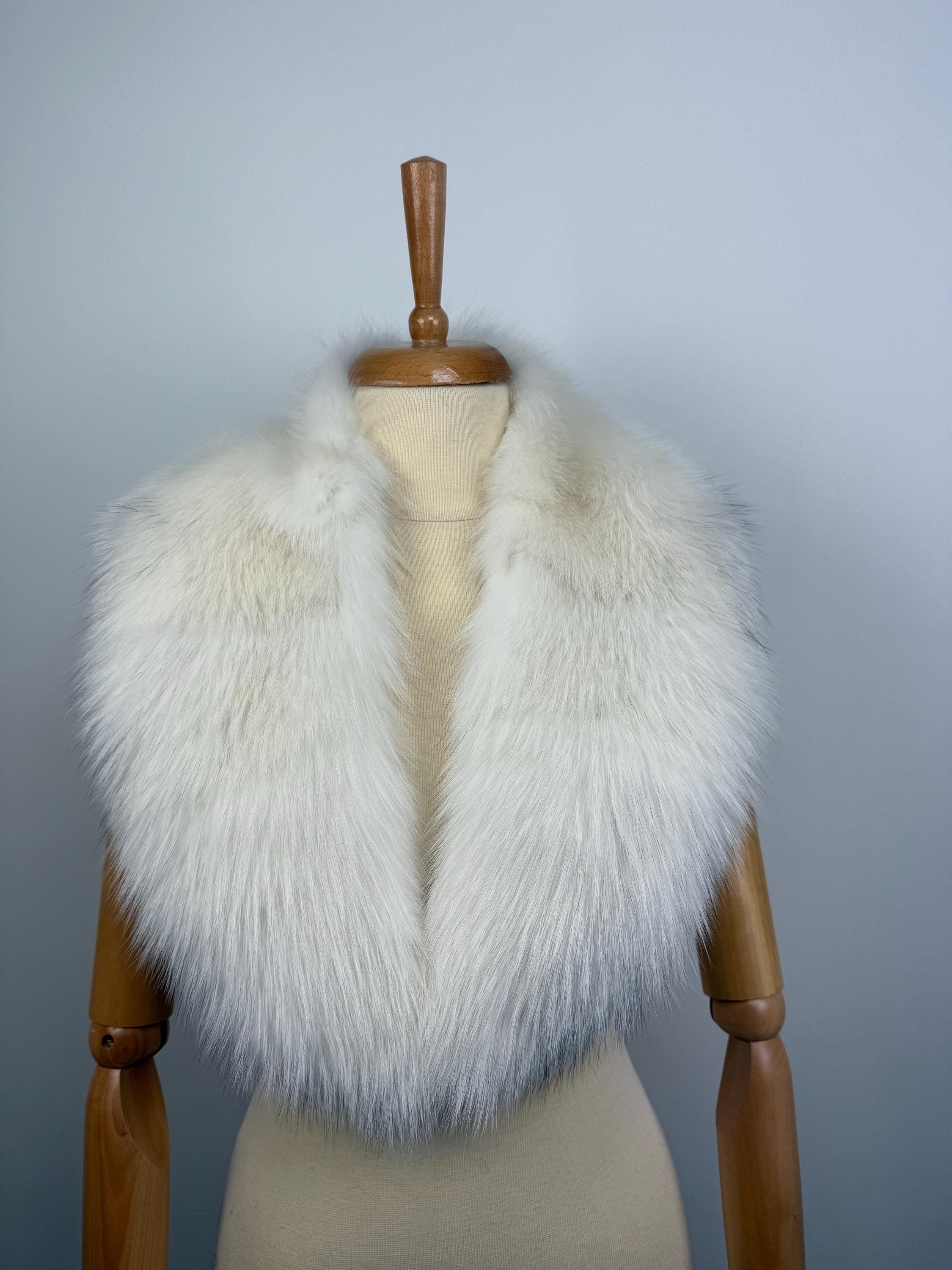 Luxury White Fox Fur Collar – Real Fur, Handmade in Greece, Elegant Neck Accessory