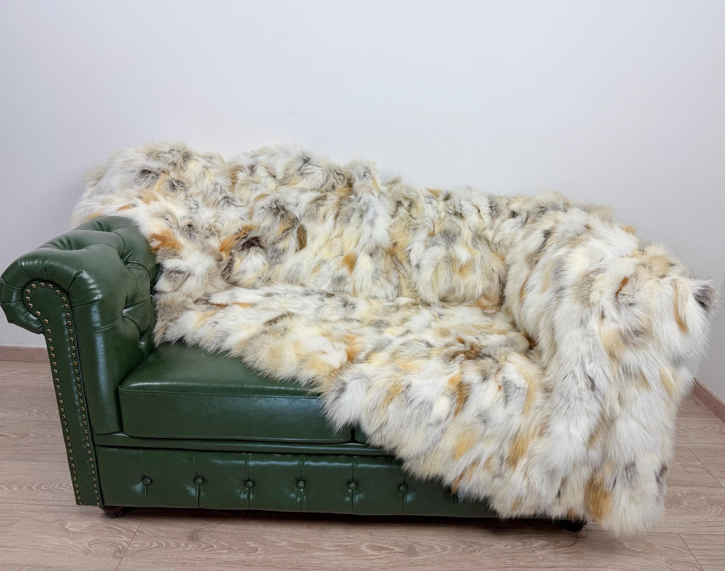 Luxury Fur Blanket: Real Fur Fox Golden Island Throw