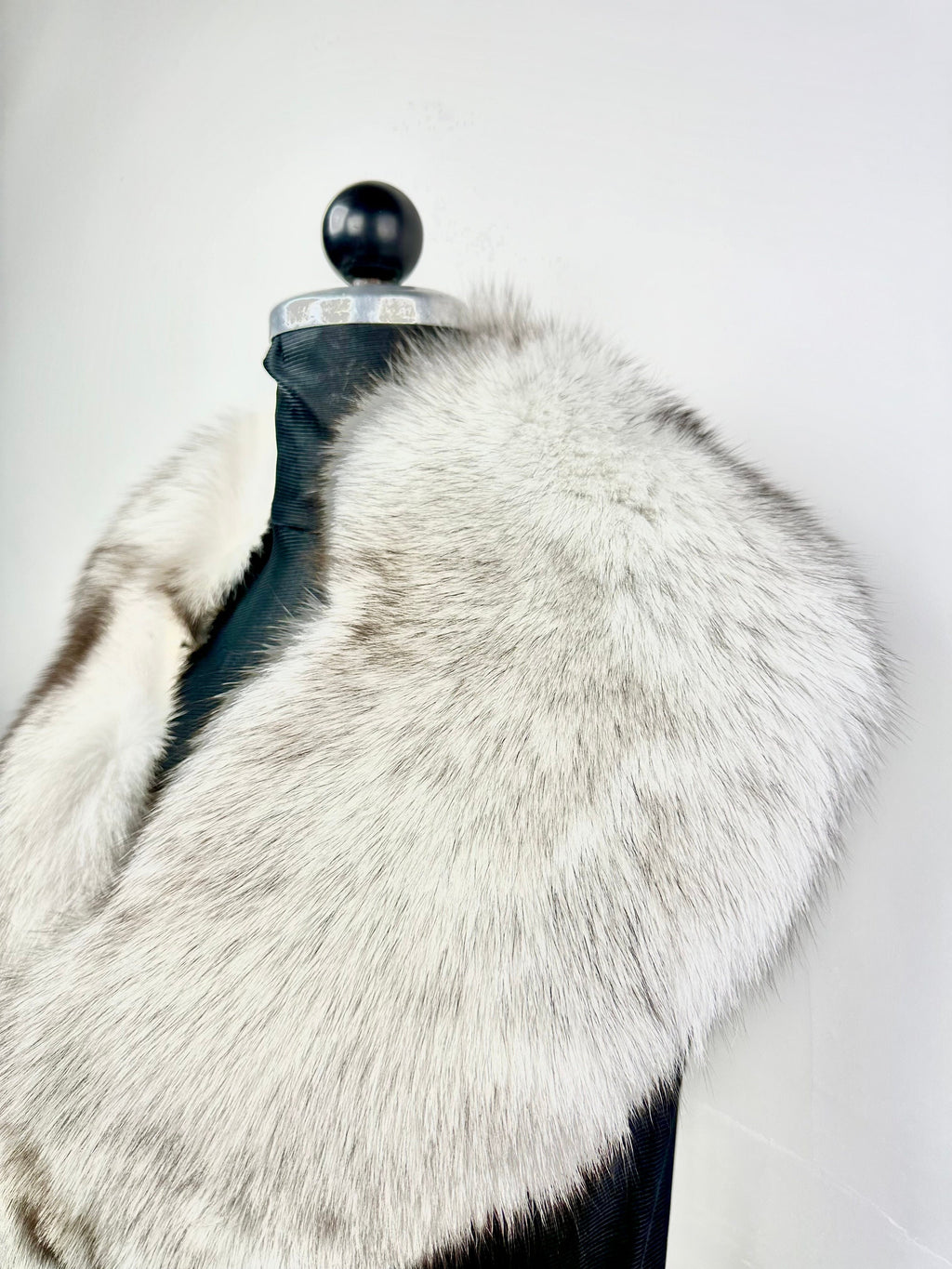 Luxury Natural Blue Fox Fur Collar – Real Fur, Handmade in Greece, Elegant Neck Accessory