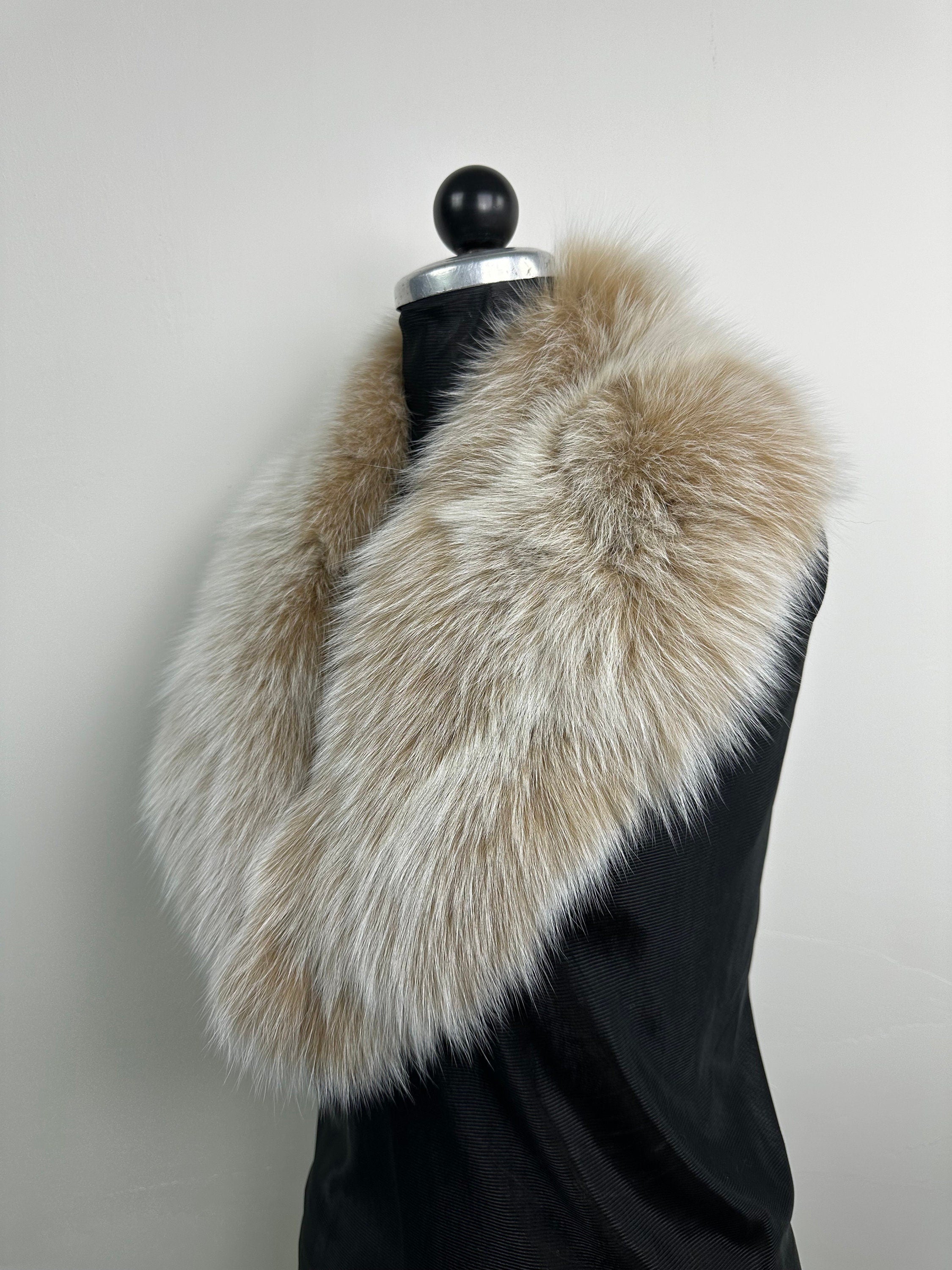 Luxury Snow Top Fox Fur Collar – Real Fur, Handmade in Greece, Elegant Neck Accessory