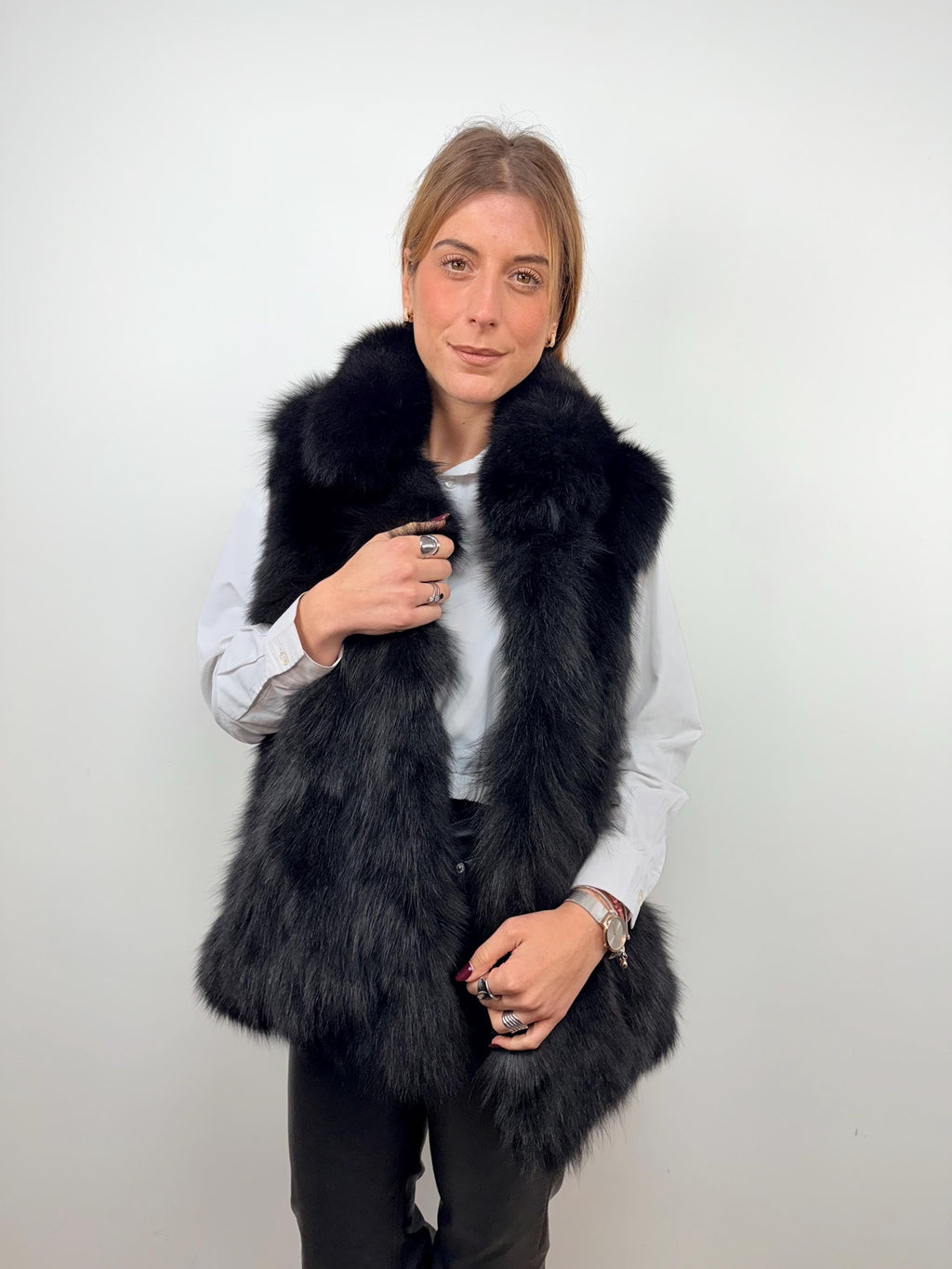 Elegant Black Fox Fur Vest: Genuine Fur Jacket