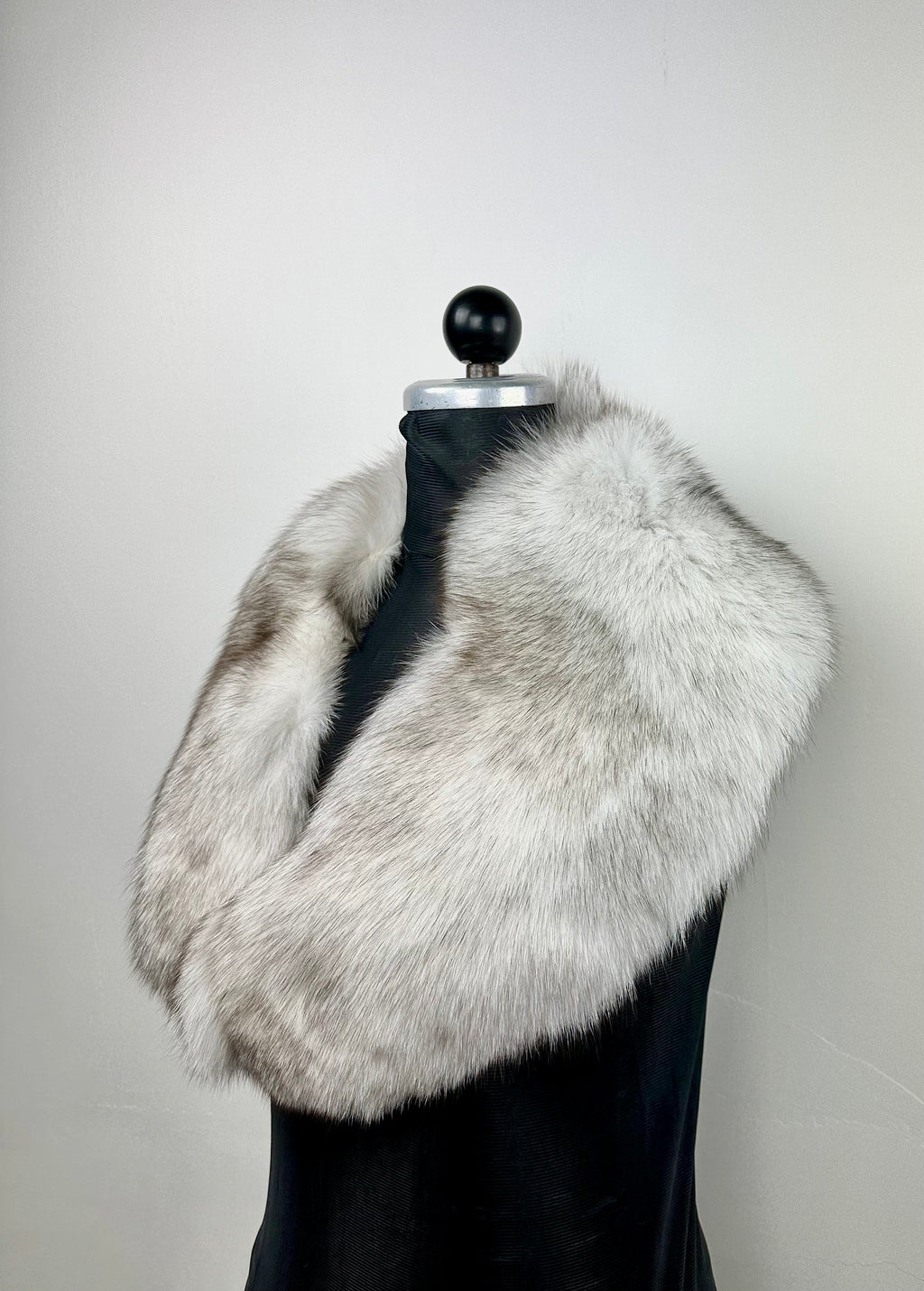 Luxury Natural Blue Fox Fur Collar – Real Fur, Handmade in Greece, Elegant Neck Accessory