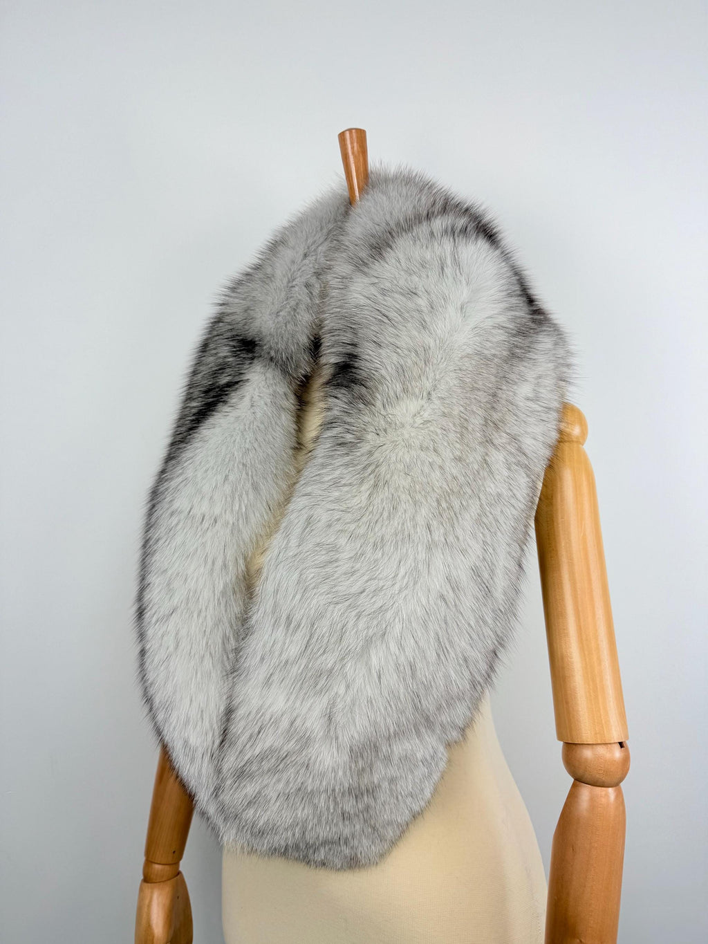 Luxury Real Blue Fox Fur Stole: Extra Long Fur Collar