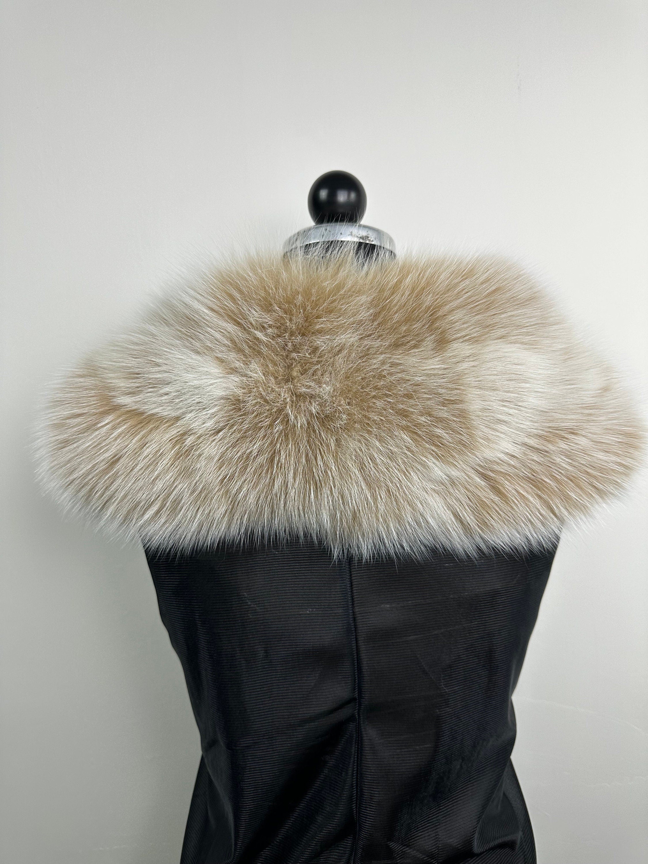 Luxury Snow Top Fox Fur Collar – Real Fur, Handmade in Greece, Elegant Neck Accessory