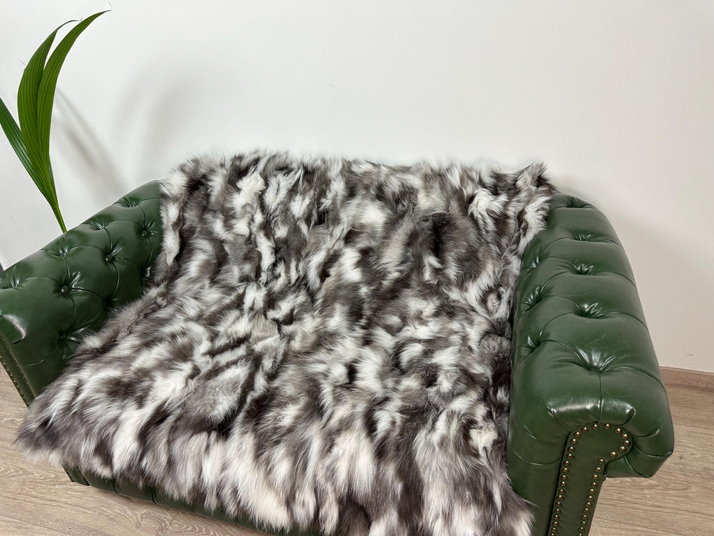 Luxury Real Fox Fur Blanket: Handmade Sofa Throw, Soft Fur Decor