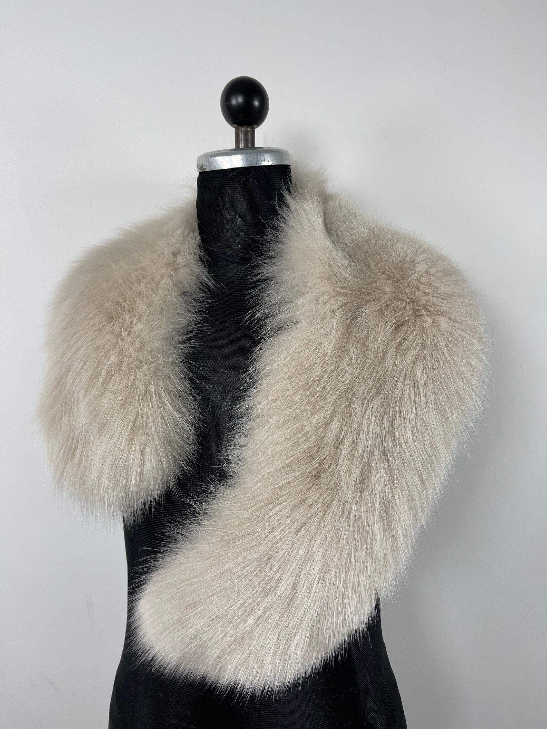 Luxury Beige Fox Fur Collar – Real Fur, Handmade in Greece, Elegant Neck Accessory