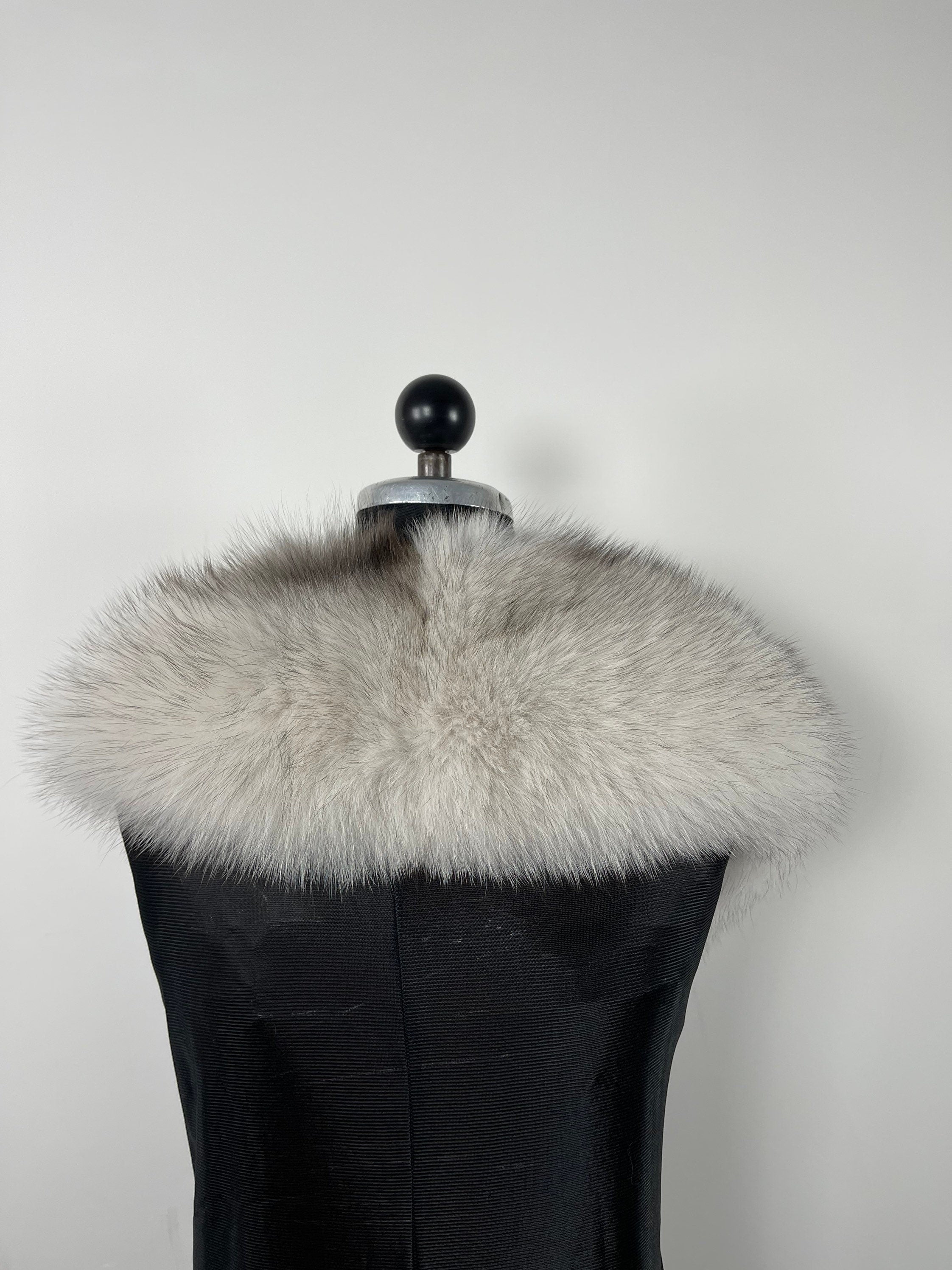 Genuine Fox Gray Fur Collar: Luxury Fur Stole