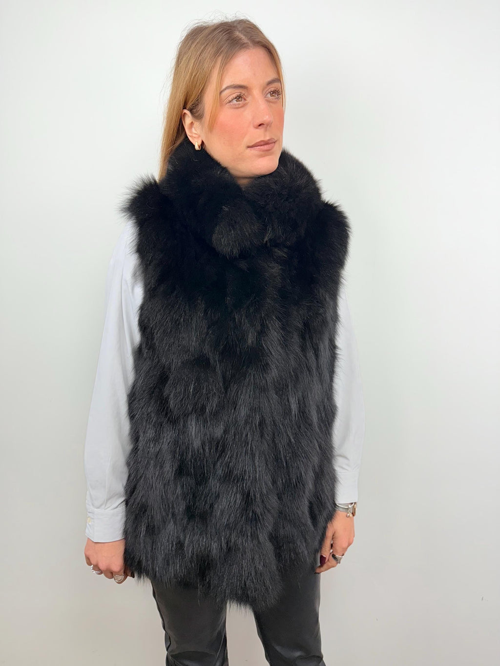Elegant Black Fox Fur Vest: Genuine Fur Jacket
