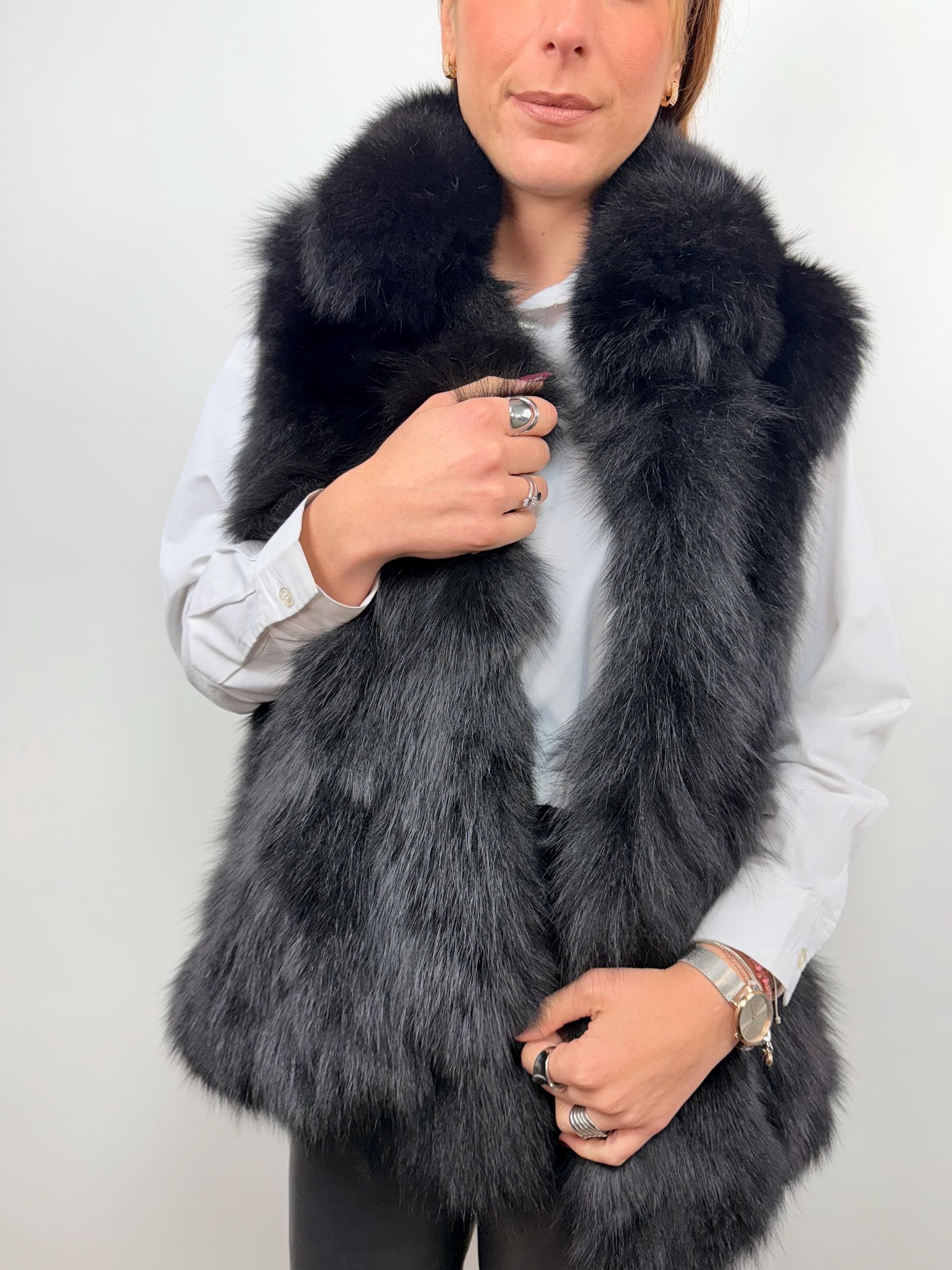 Elegant Black Fox Fur Vest: Genuine Fur Jacket
