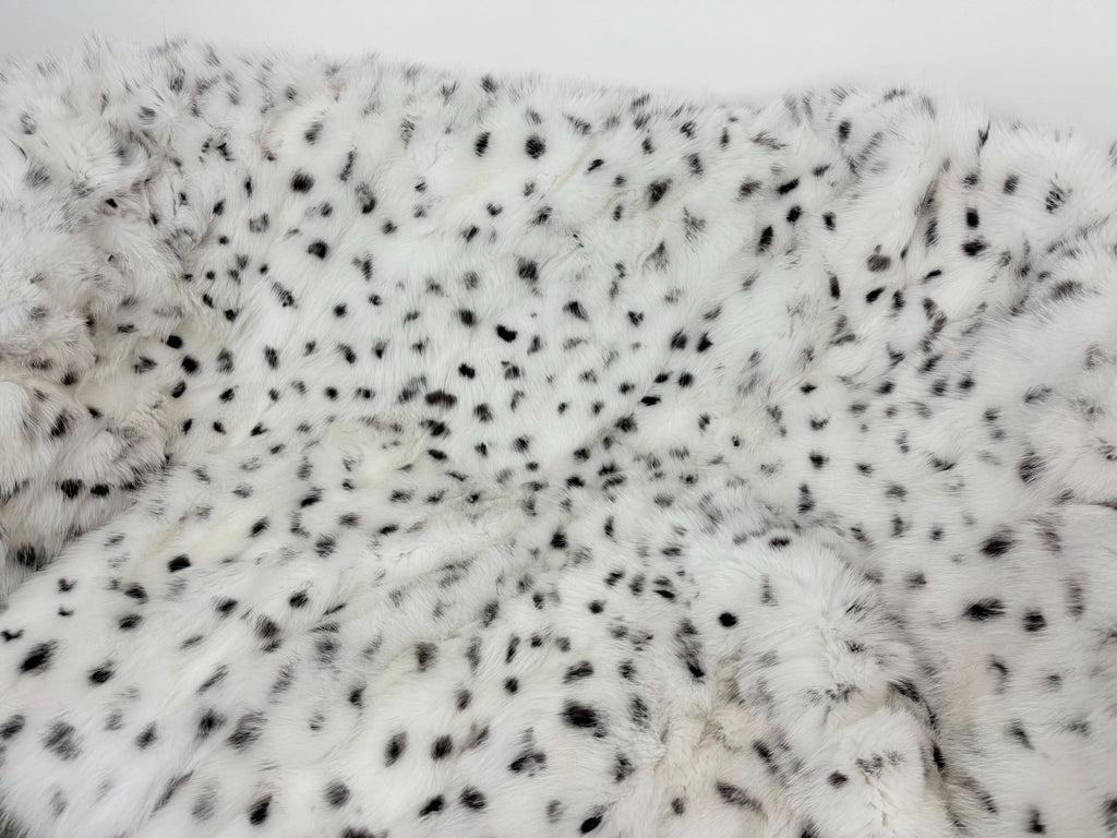Luxury White Spotted Fox Fur Throw: Handmade Real Fur Blanket