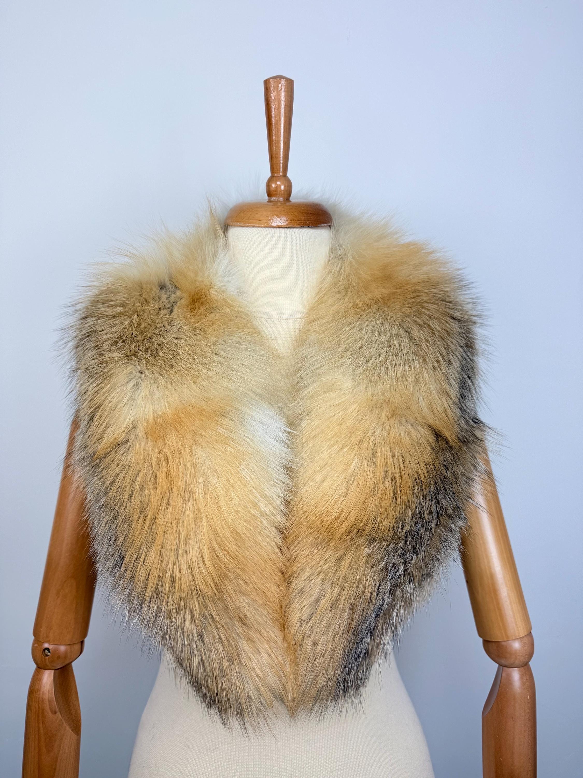 Golden Fox Fur Collar: Luxury Fur stole