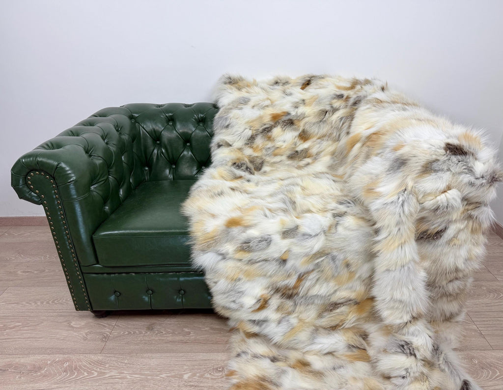 Luxury Fur Blanket: Real Fur Fox Golden Island Throw