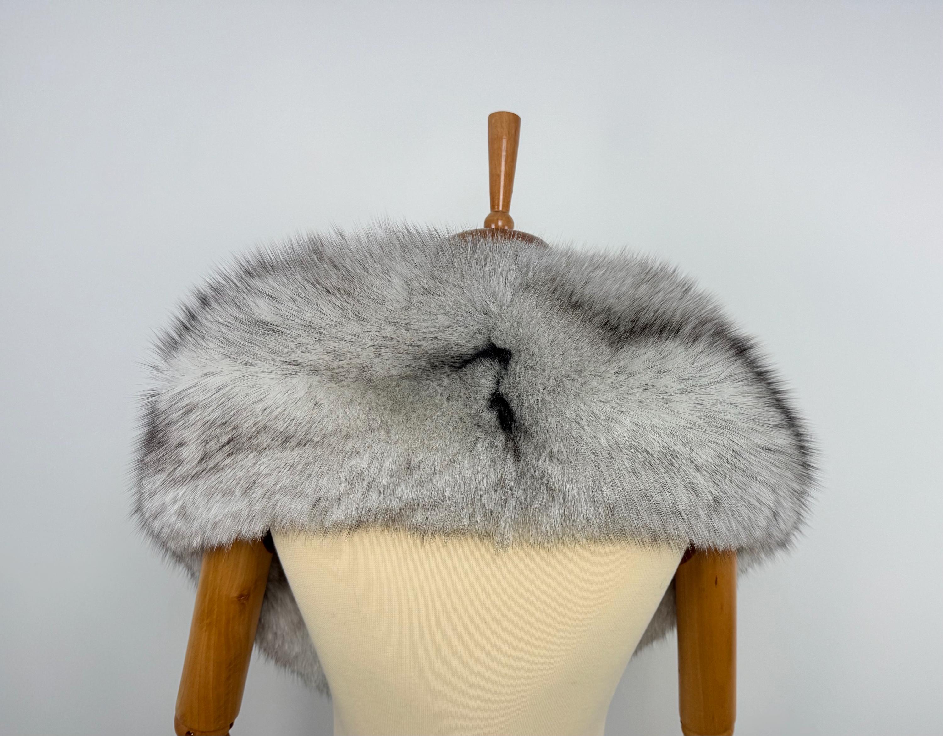 Luxury Real Blue Fox Fur Stole: Extra Long Fur Collar