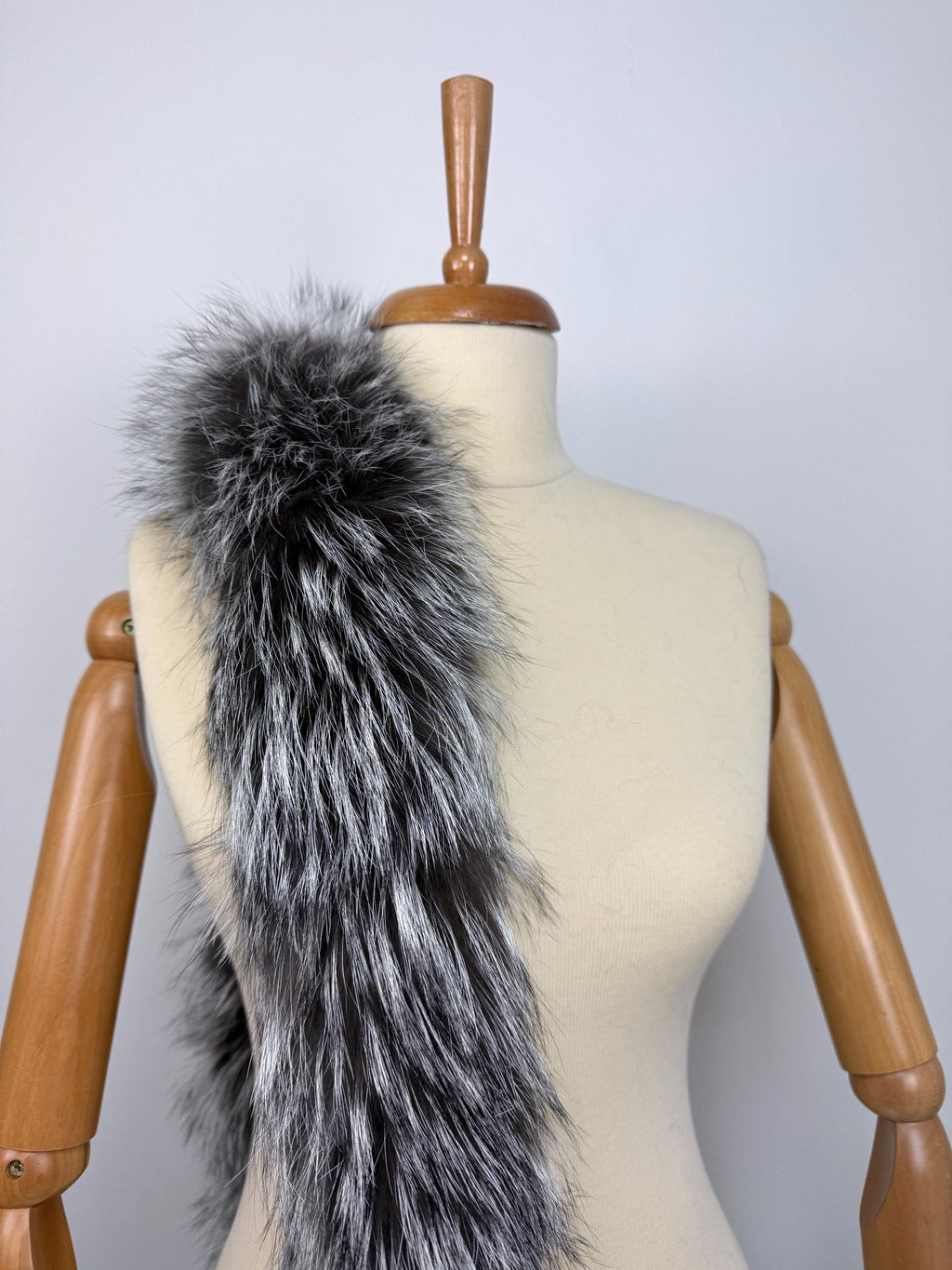 Luxury Silver Fox Fur Scarf: Genuine Warm Fur
