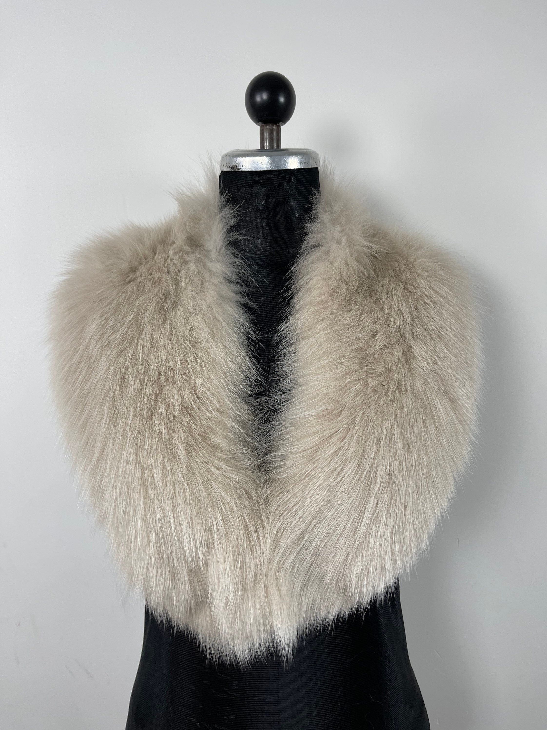 Luxury Beige Fox Fur Collar – Real Fur, Handmade in Greece, Elegant Neck Accessory