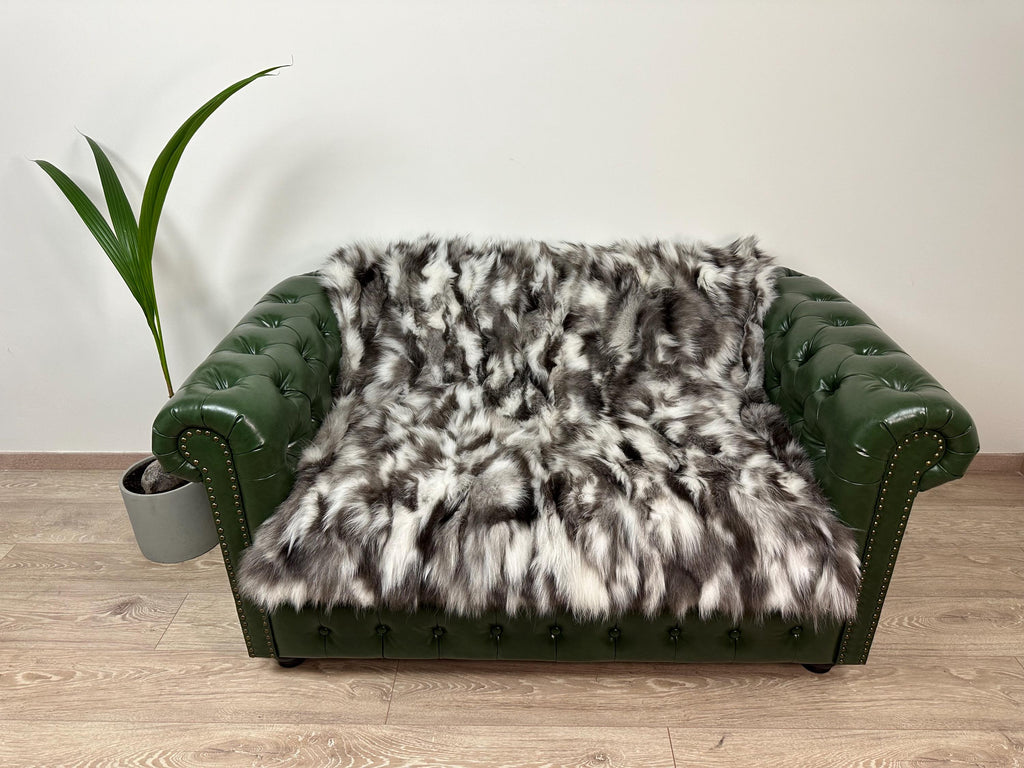 Luxury Real Fox Fur Blanket: Handmade Sofa Throw, Soft Fur Decor