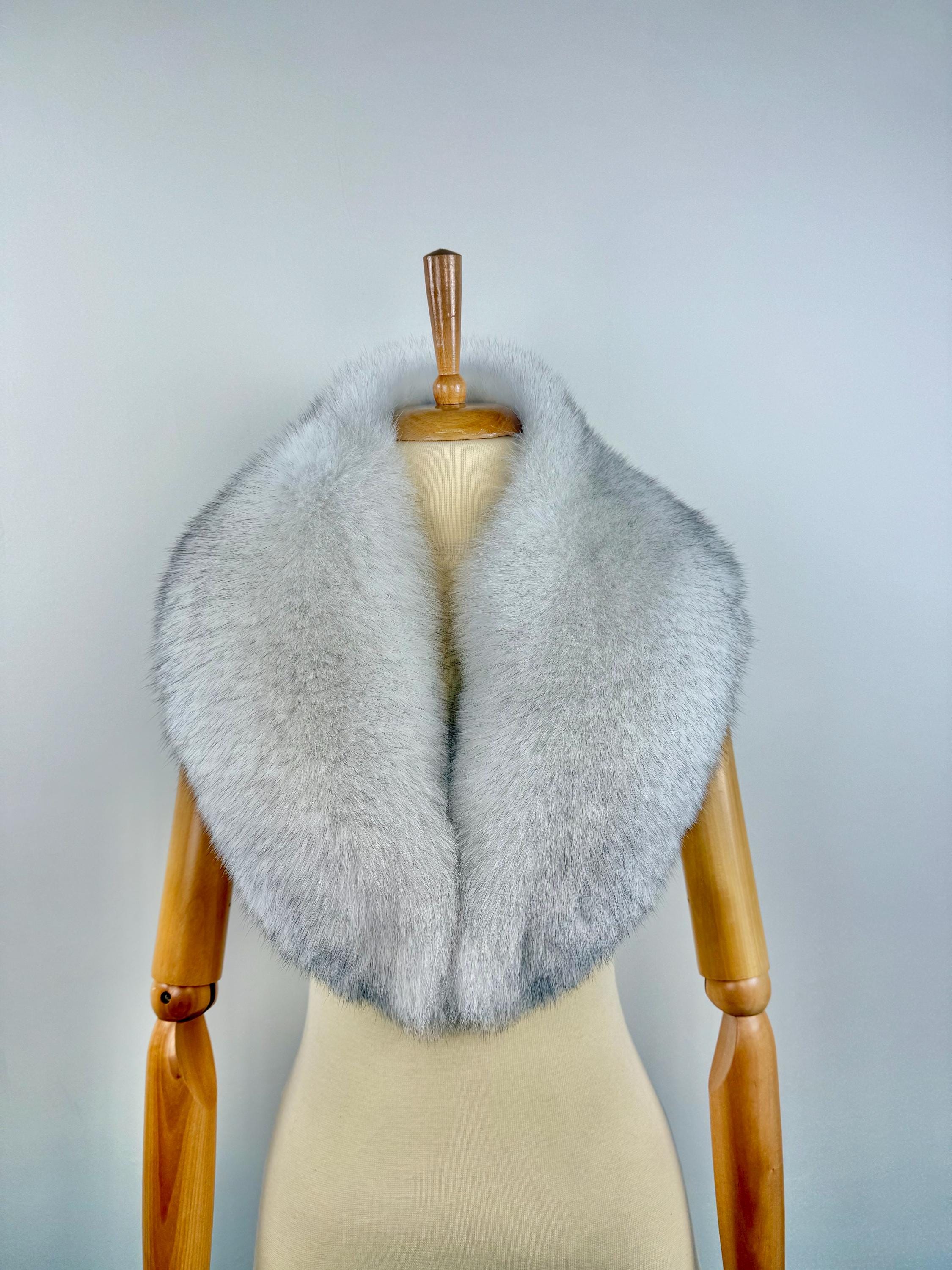 Real Blue Fox Fur Collar: Luxury Fur Stole