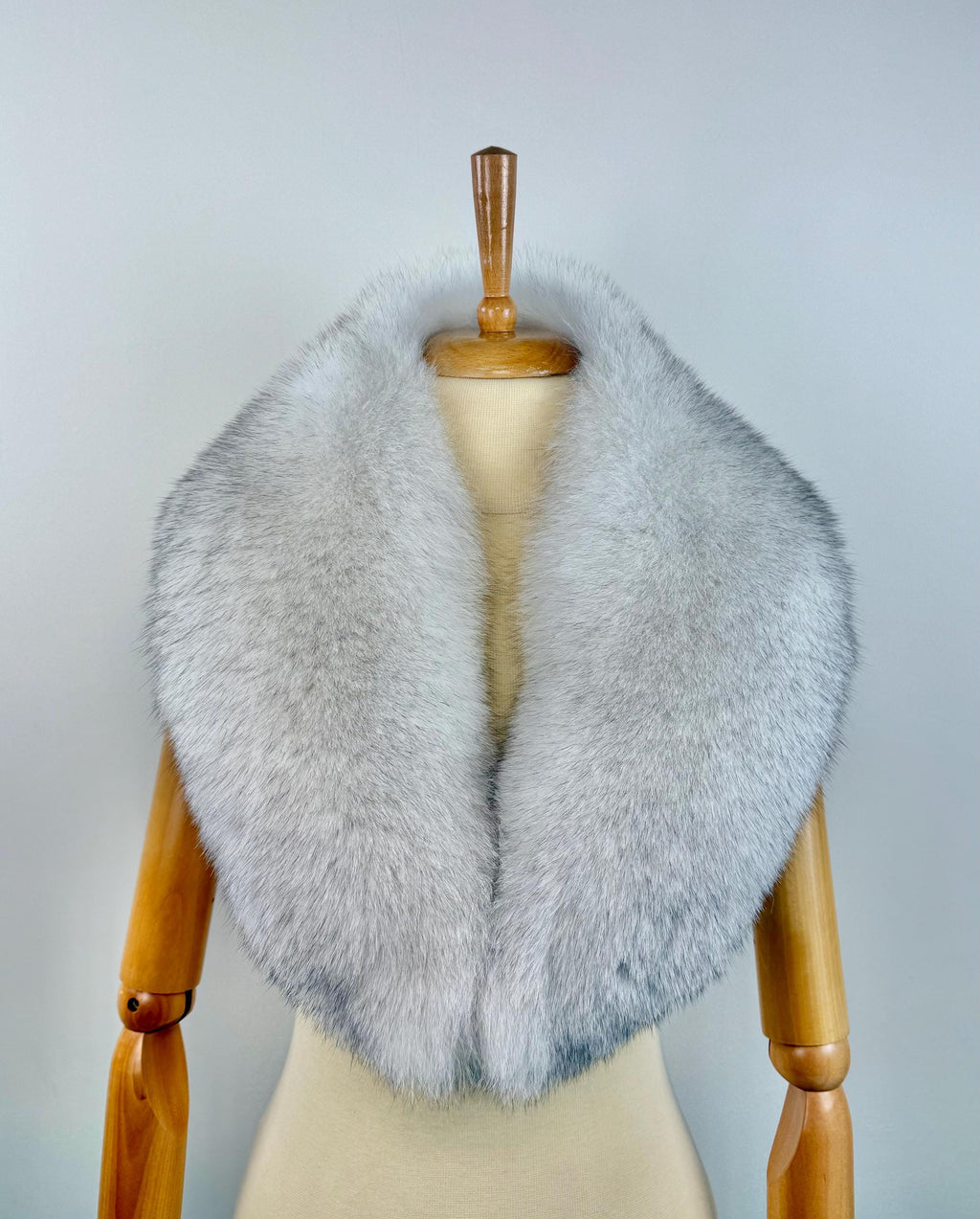 Real Blue Fox Fur Collar: Luxury Fur Stole
