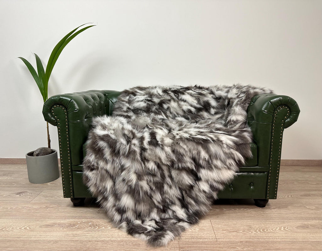 Luxury Real Fox Fur Blanket: Handmade Sofa Throw, Soft Fur Decor