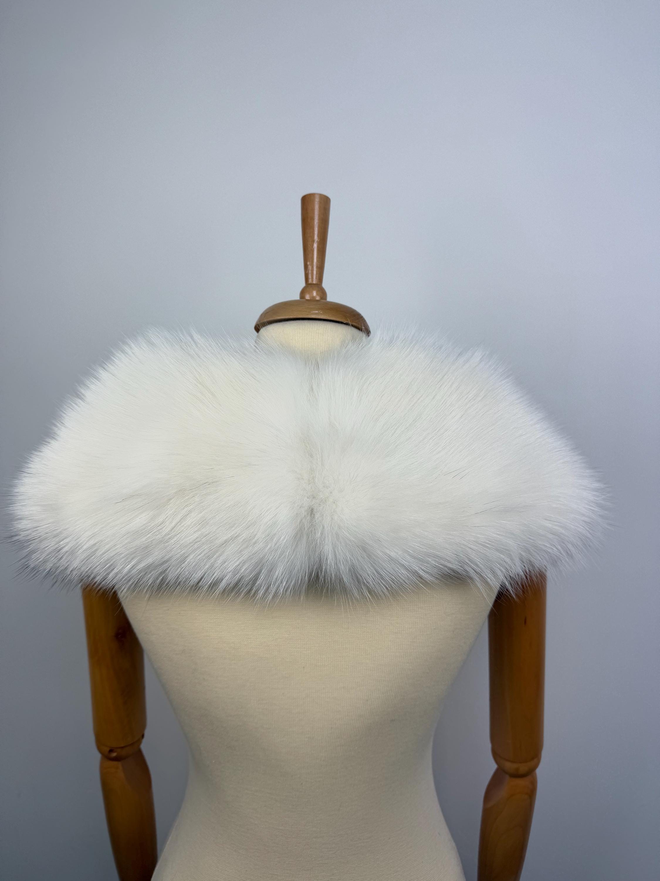 Luxury White Fox Fur Collar – Real Fur, Handmade in Greece, Elegant Neck Accessory