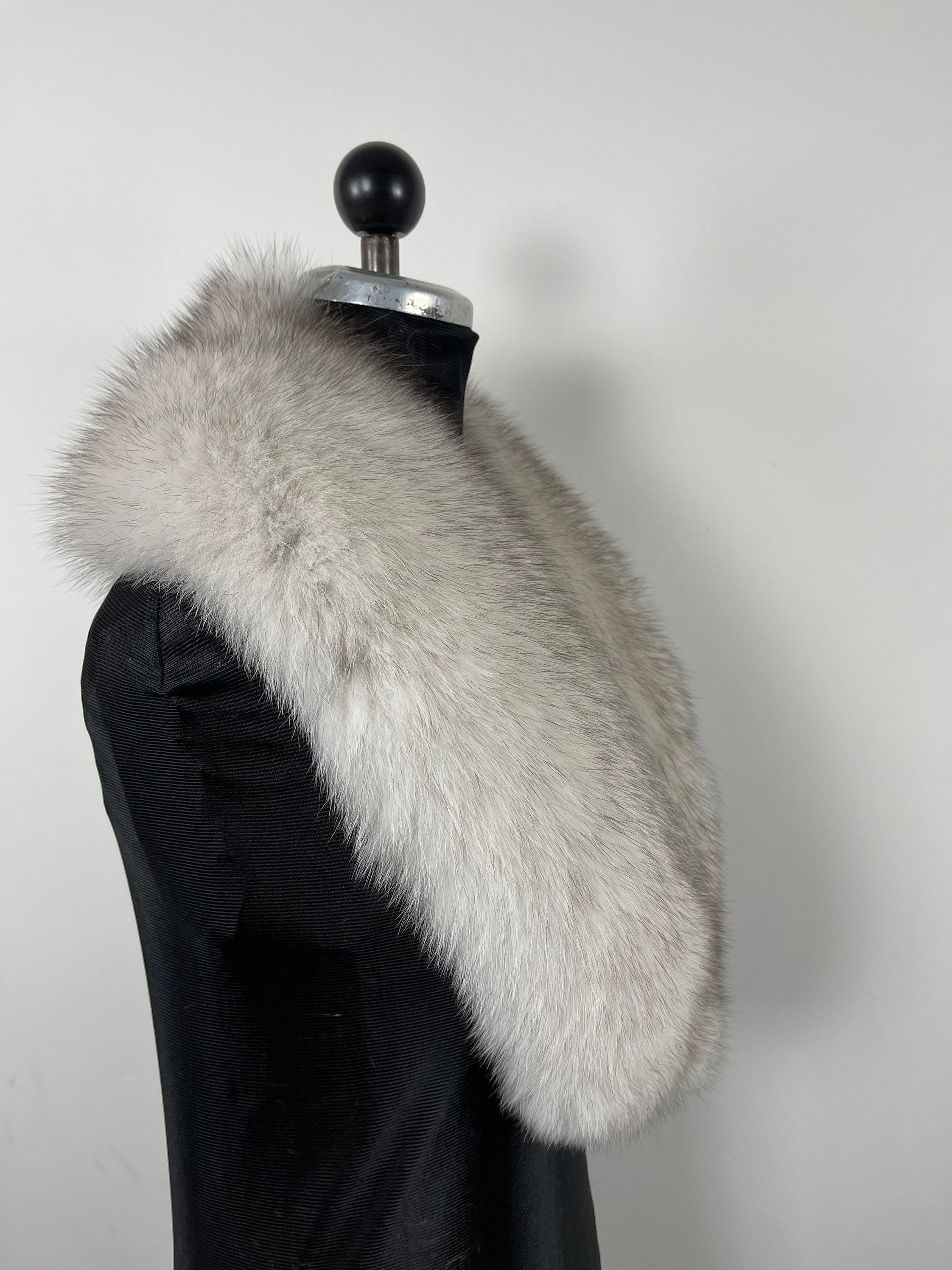 Genuine Fox Gray Fur Collar: Luxury Fur Stole