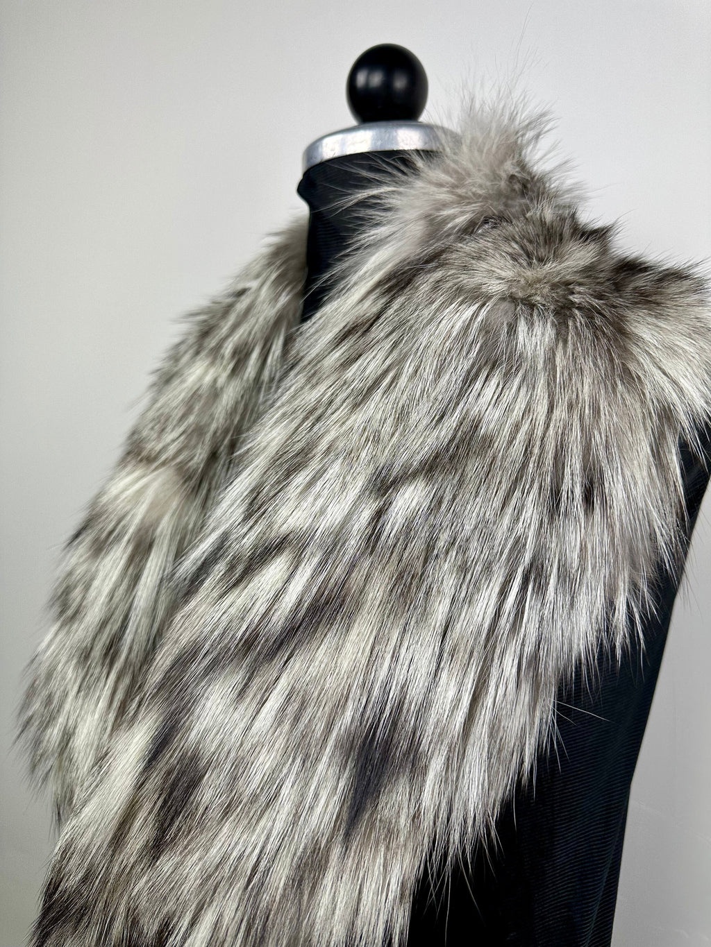 Handmade Silver Fox Fur Collar: Genuine Fur Stole