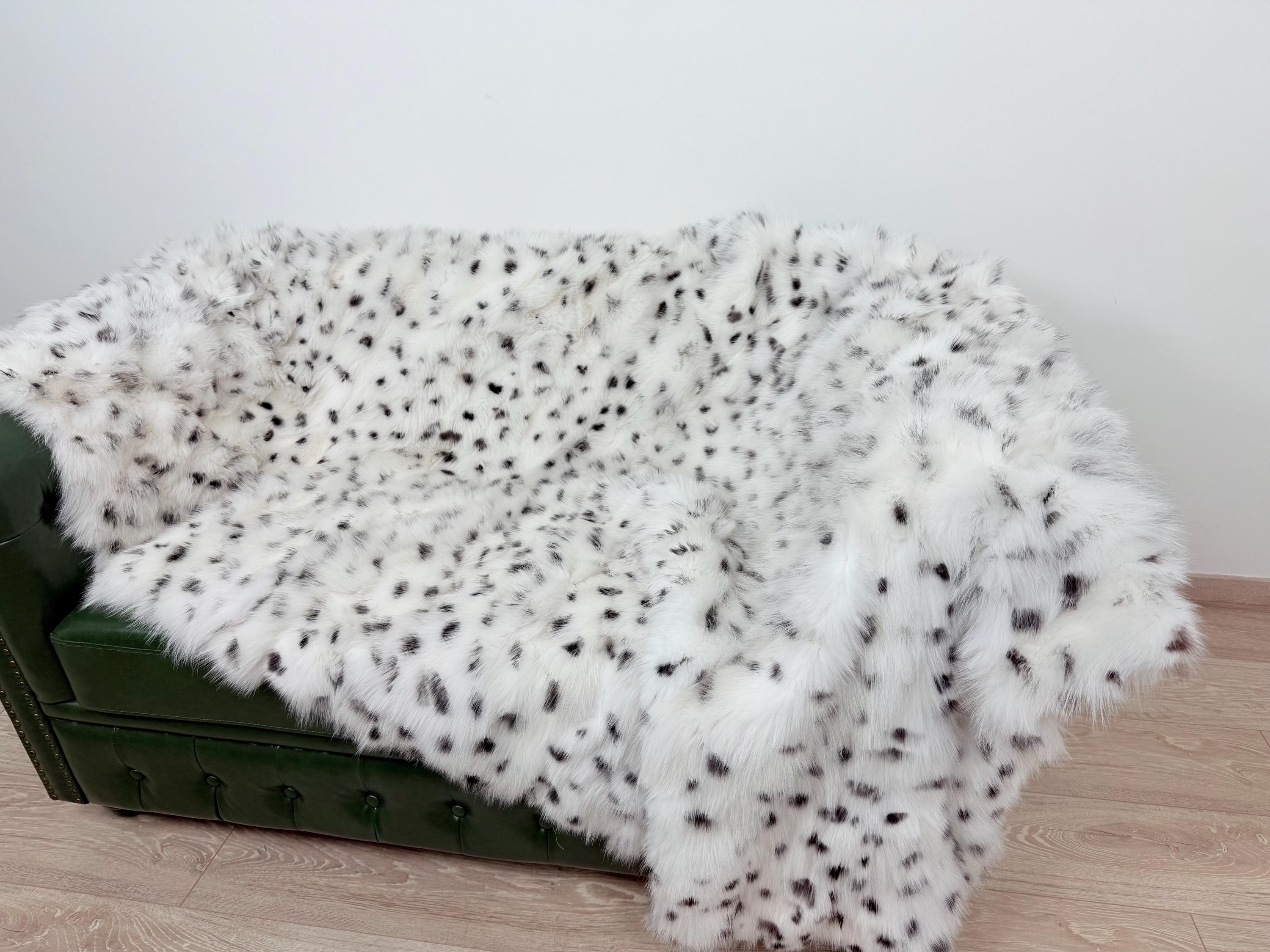 Luxury White Spotted Fox Fur Throw: Handmade Real Fur Blanket