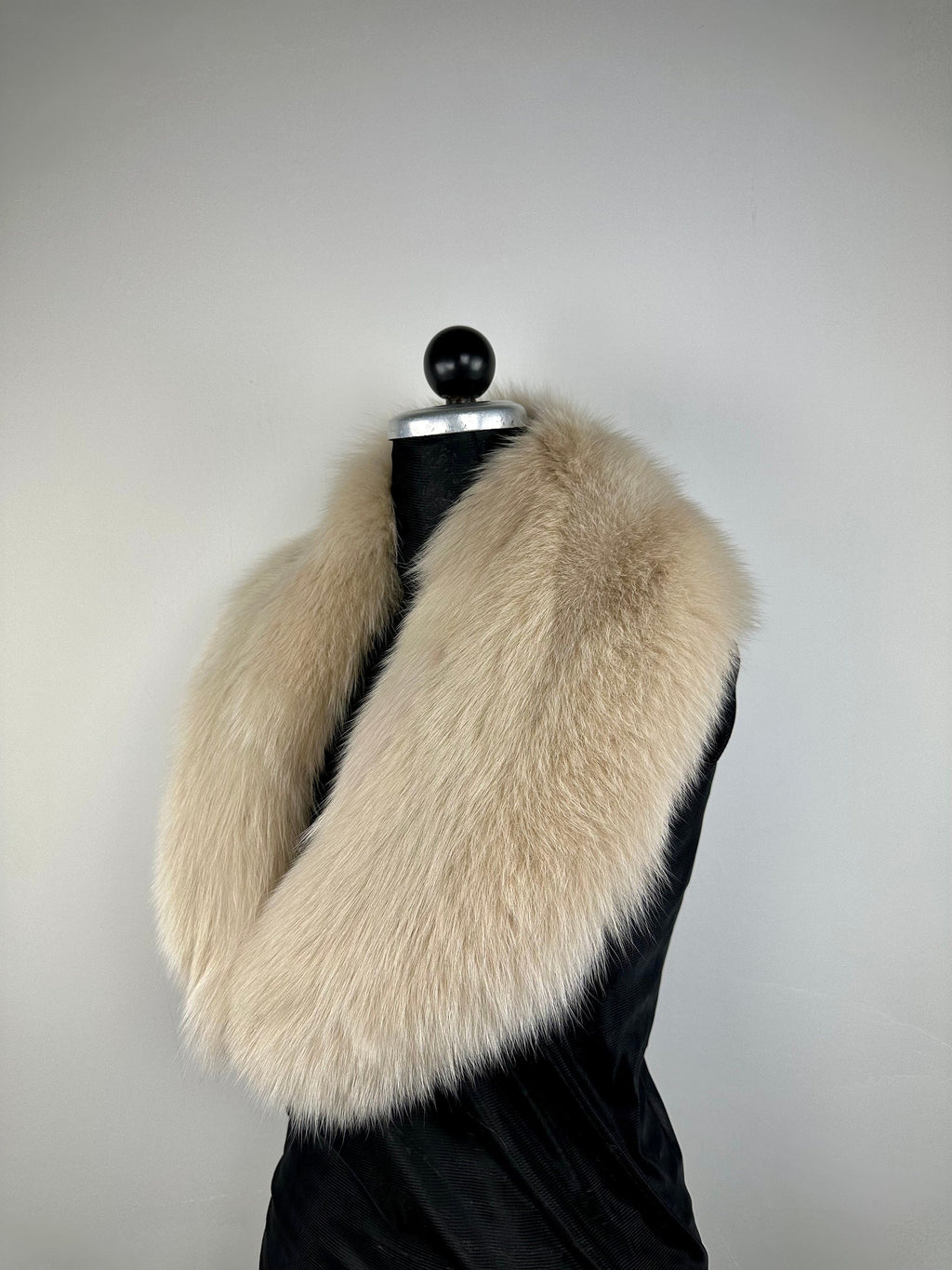 Handmade Genuine Fox Fur Collar: Beige Luxury Stole