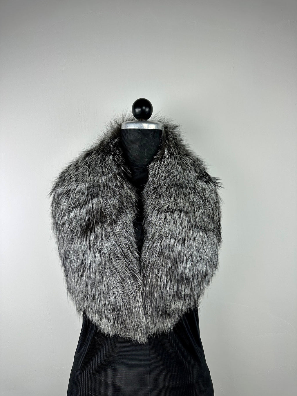 Silver Fox Fur Collar: Genuine Fur Stole
