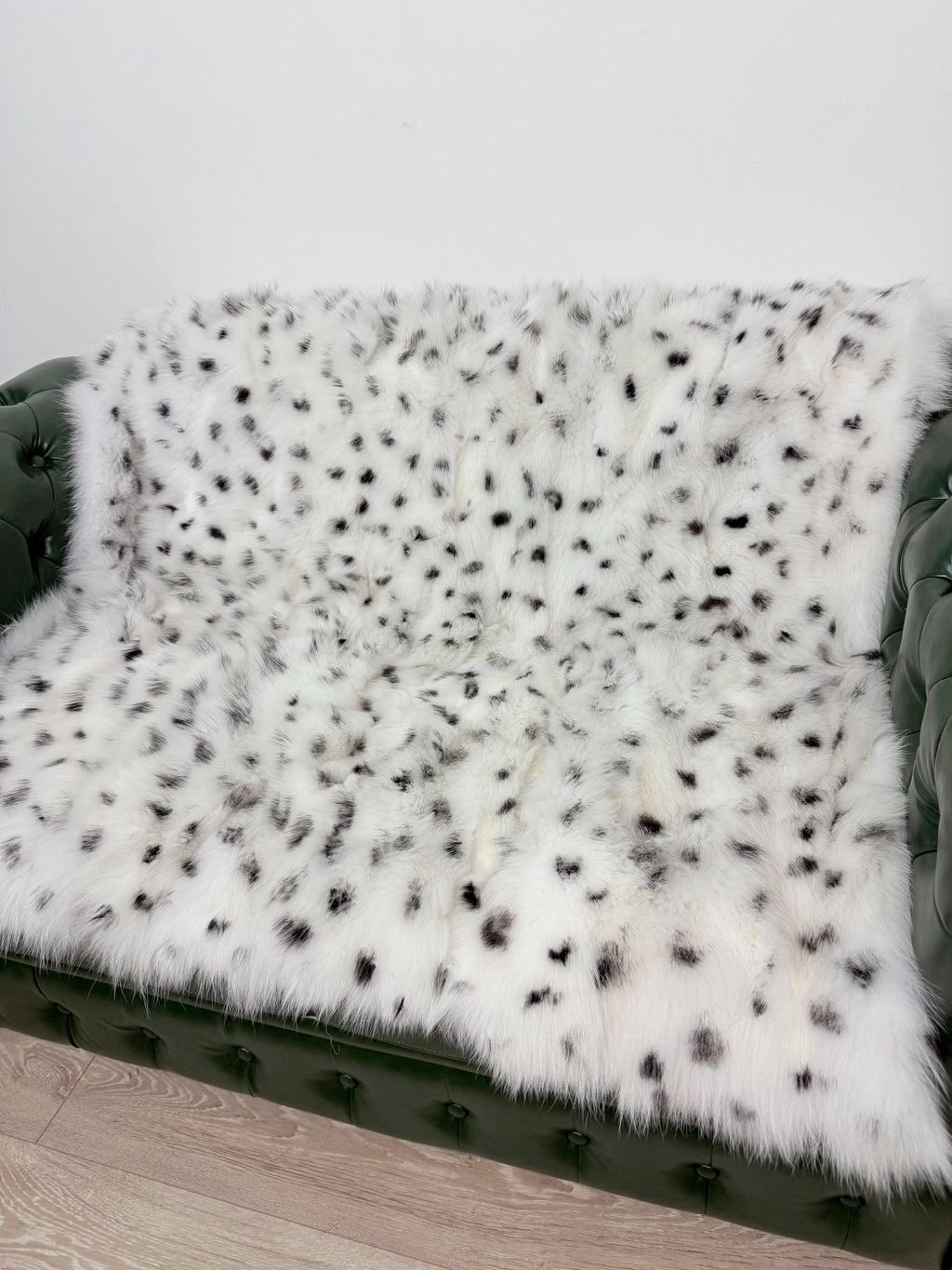 Luxury White Spotted Fox Fur Throw: Handmade Real Fur Blanket