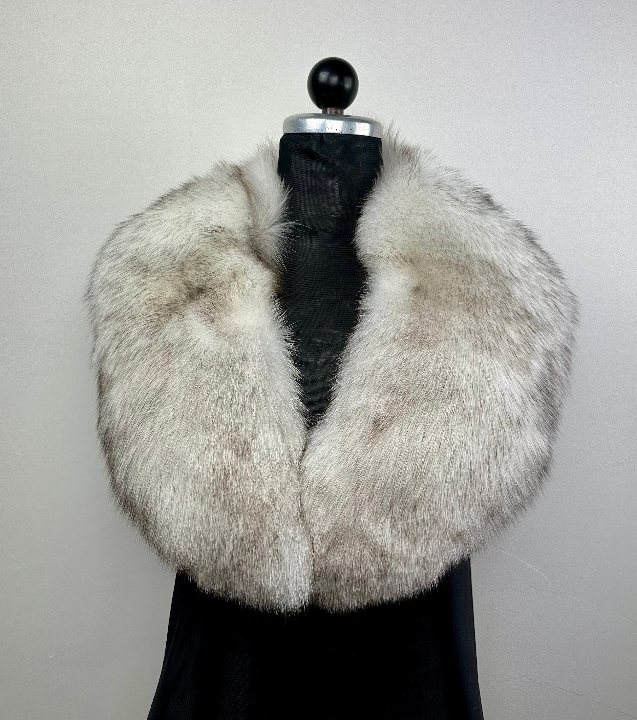 Luxury Natural Blue Fox Fur Collar – Real Fur, Handmade in Greece, Elegant Neck Accessory