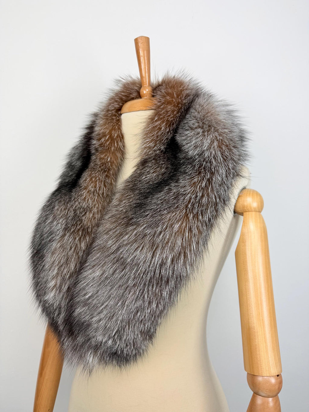 Luxury Crystal Fox Fur Collar – Real Fur, Handmade in Greece, Elegant Neck Accessory