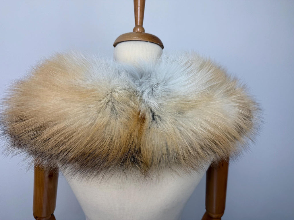 Golden Fox Fur Collar: Luxury Fur stole
