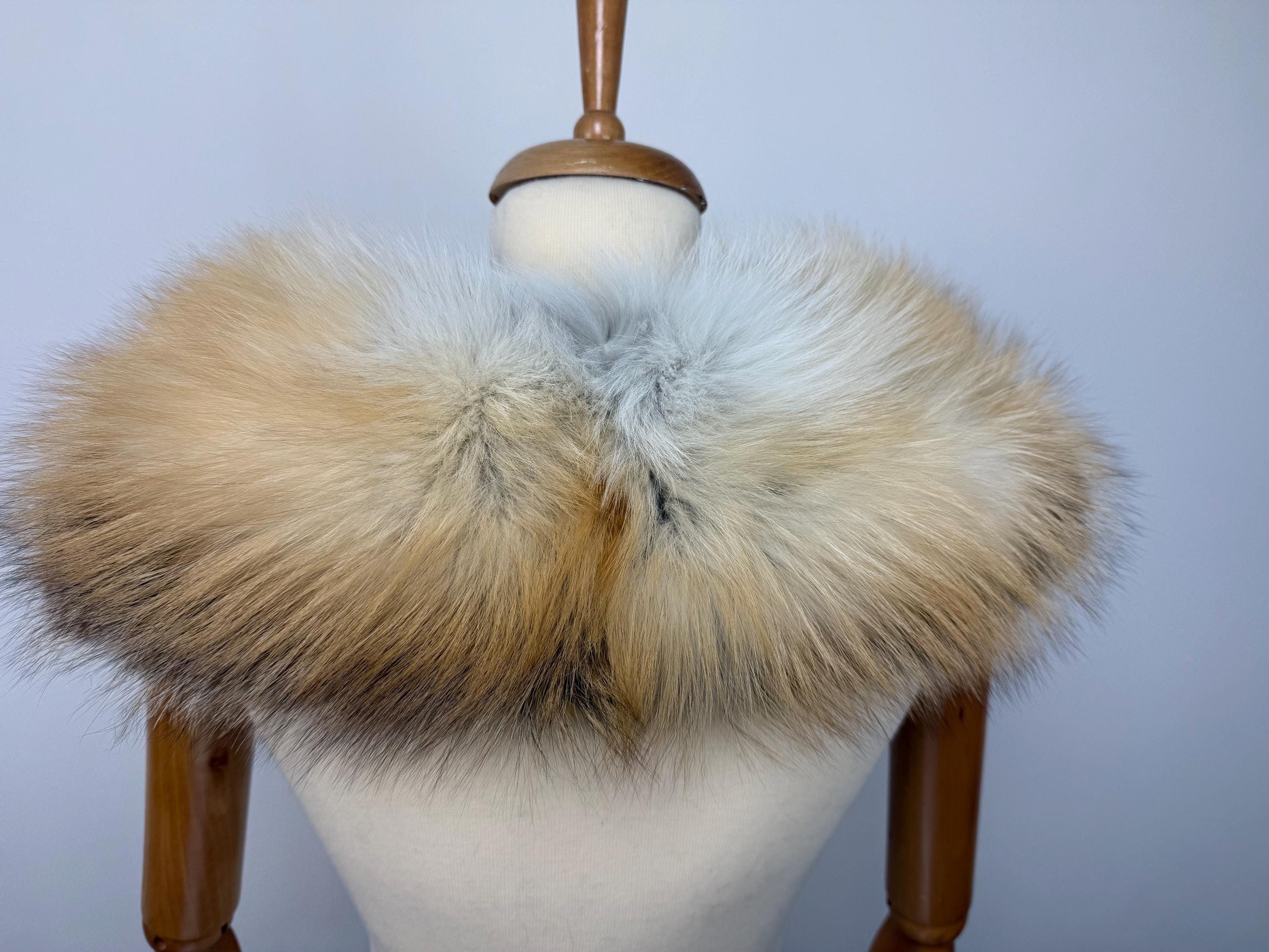 Golden Fox Fur Collar: Luxury Fur stole