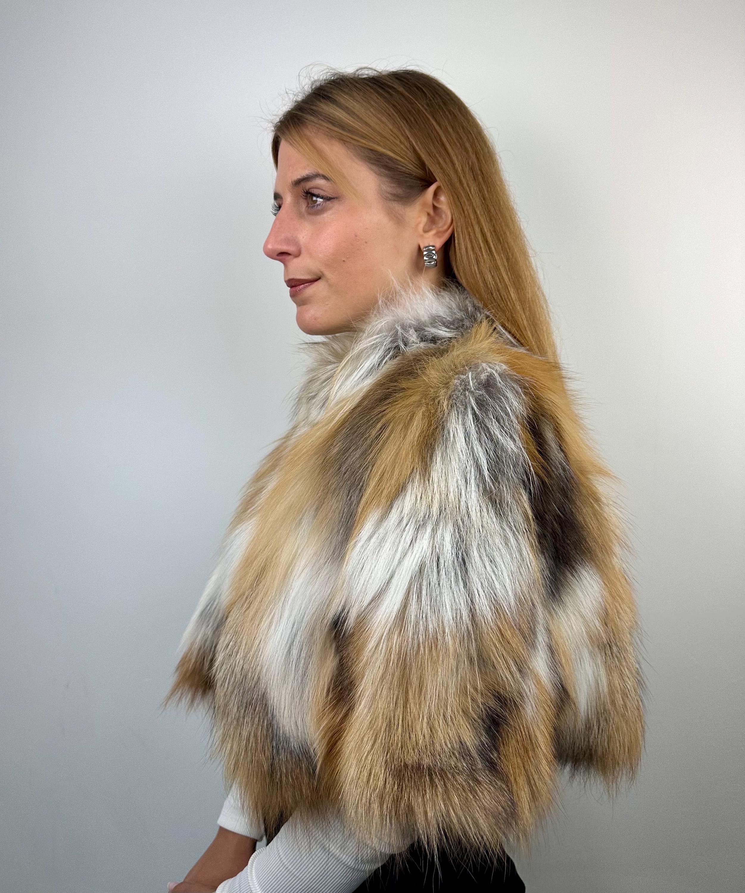 Gold Fox Fur Stole: Elegant Handmade Capelet