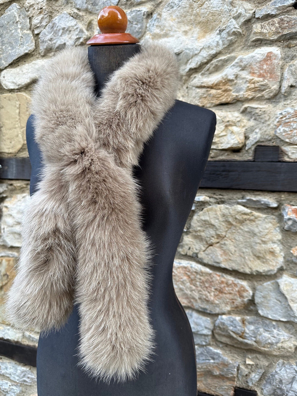 Real Fox Fur Scarf: Luxury Fur  Neck Wrap