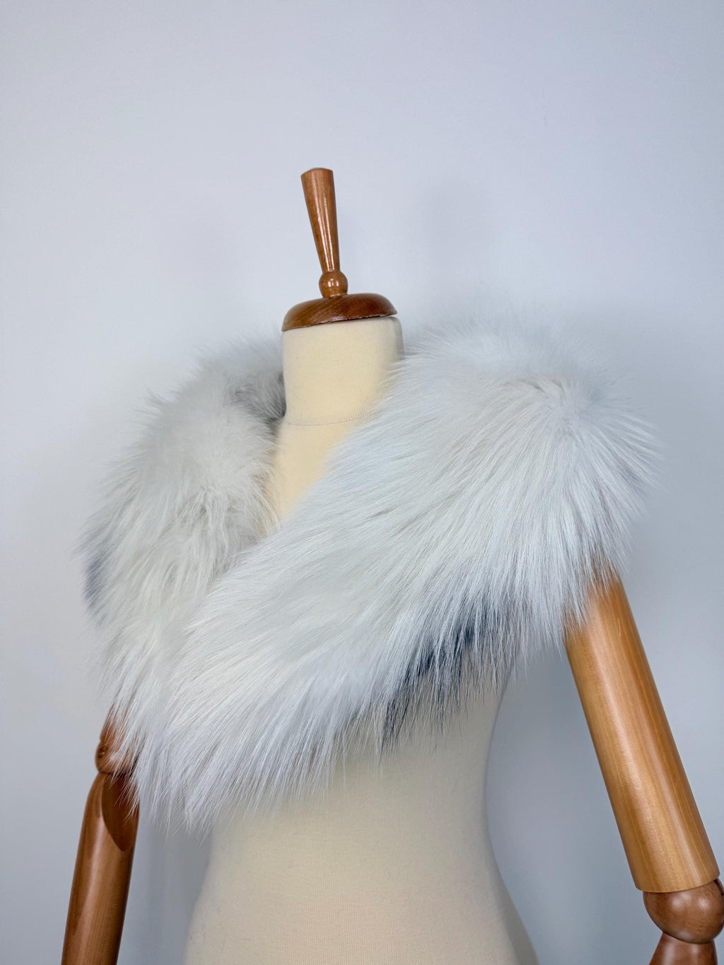 Real Platinum Fox Fur Collar: Luxury Fur Stole